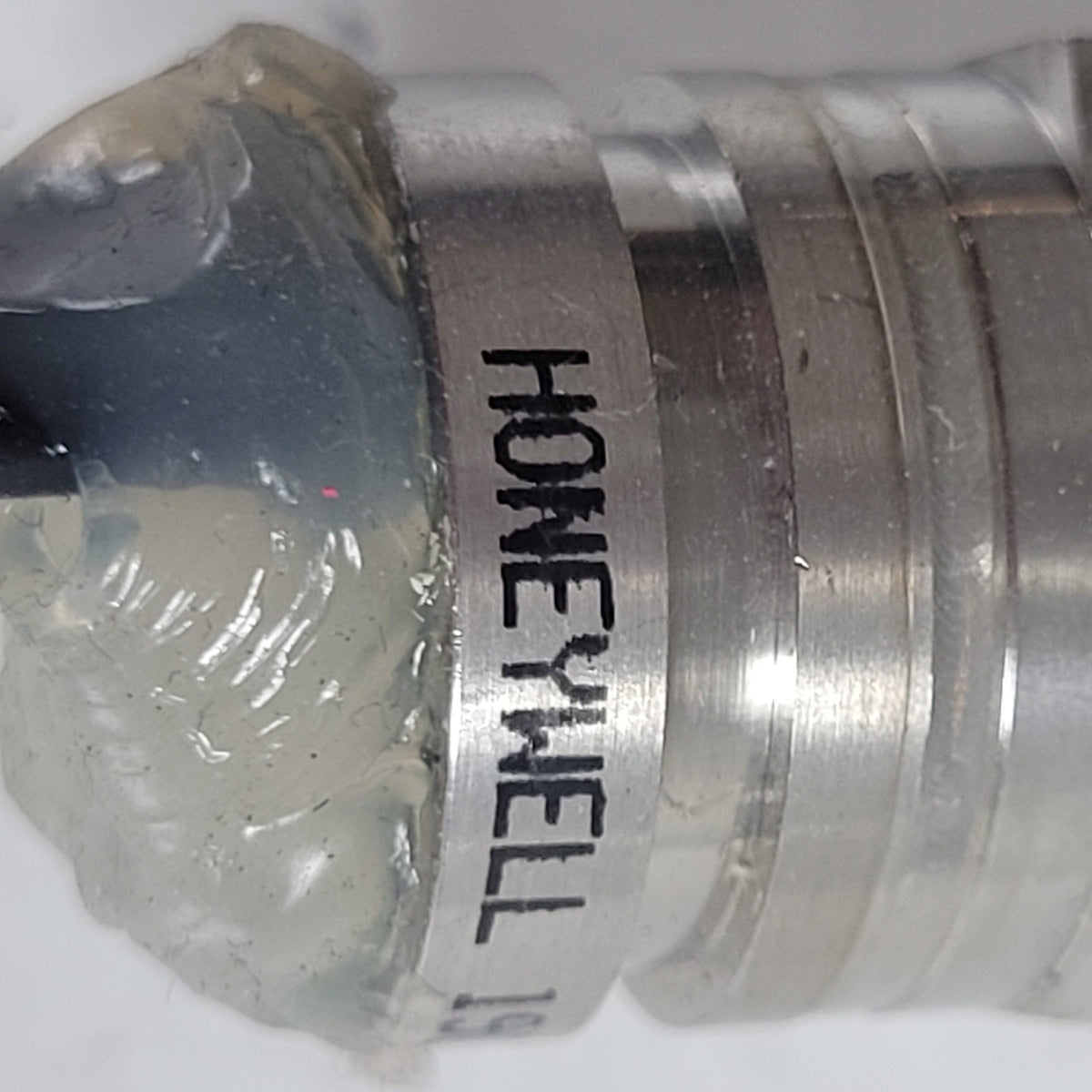 Motorized PEEK Stainless Fluid Control Valve w/ Honeywell 300 PSI Sensor
