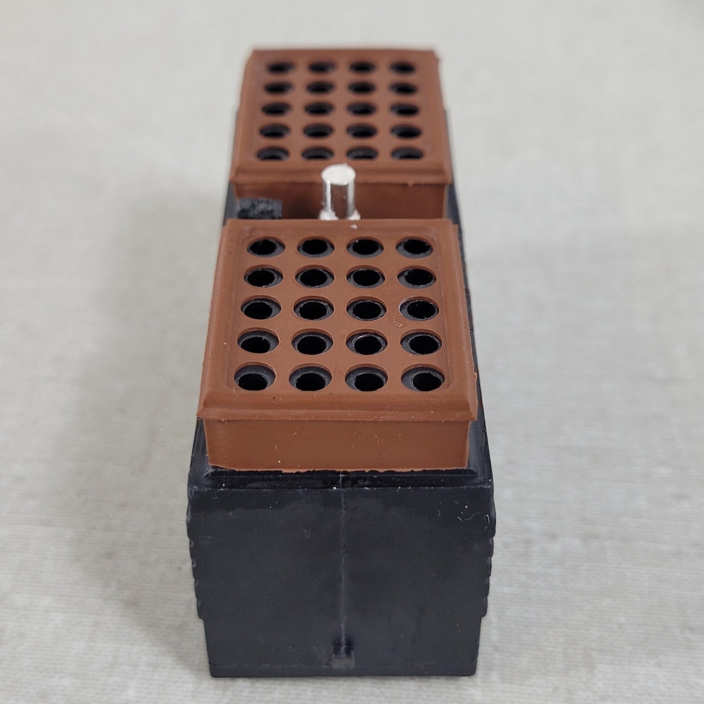 TE Deutsch DRC16-40S 40-Way Socket Connector Plug Housing w/ Terminal Inserts