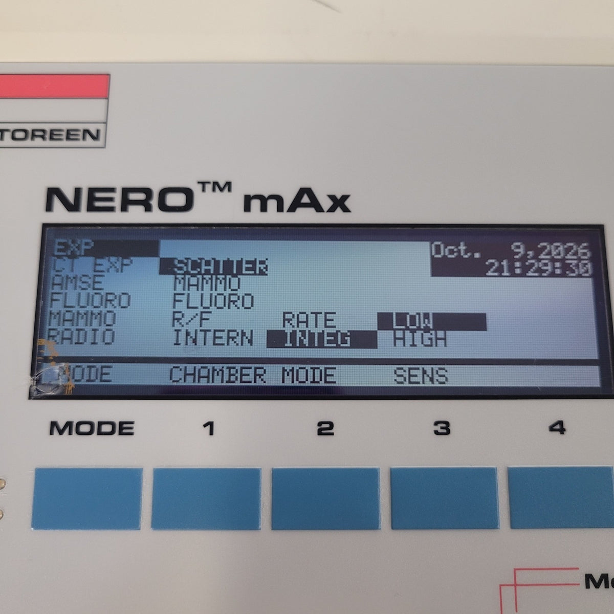 Victoreen NERO mAx 8000 Non-Invasive X Analyzer Ray kVp Exposure Meter