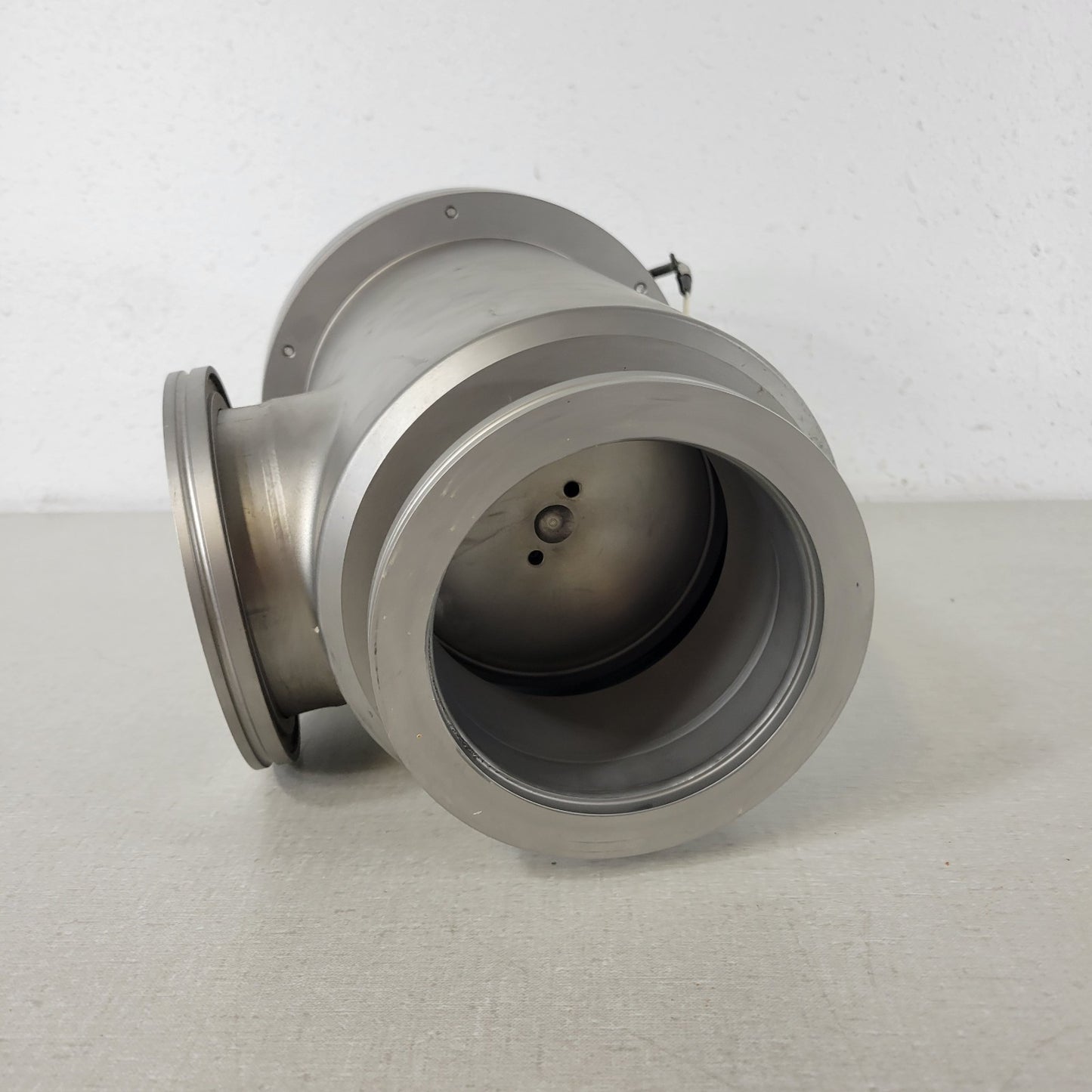 MKS HPS 155-1100P 4in ISO100 ISO-K 100 Pneumatic Vacuum Angle Valve 24VDC Tested