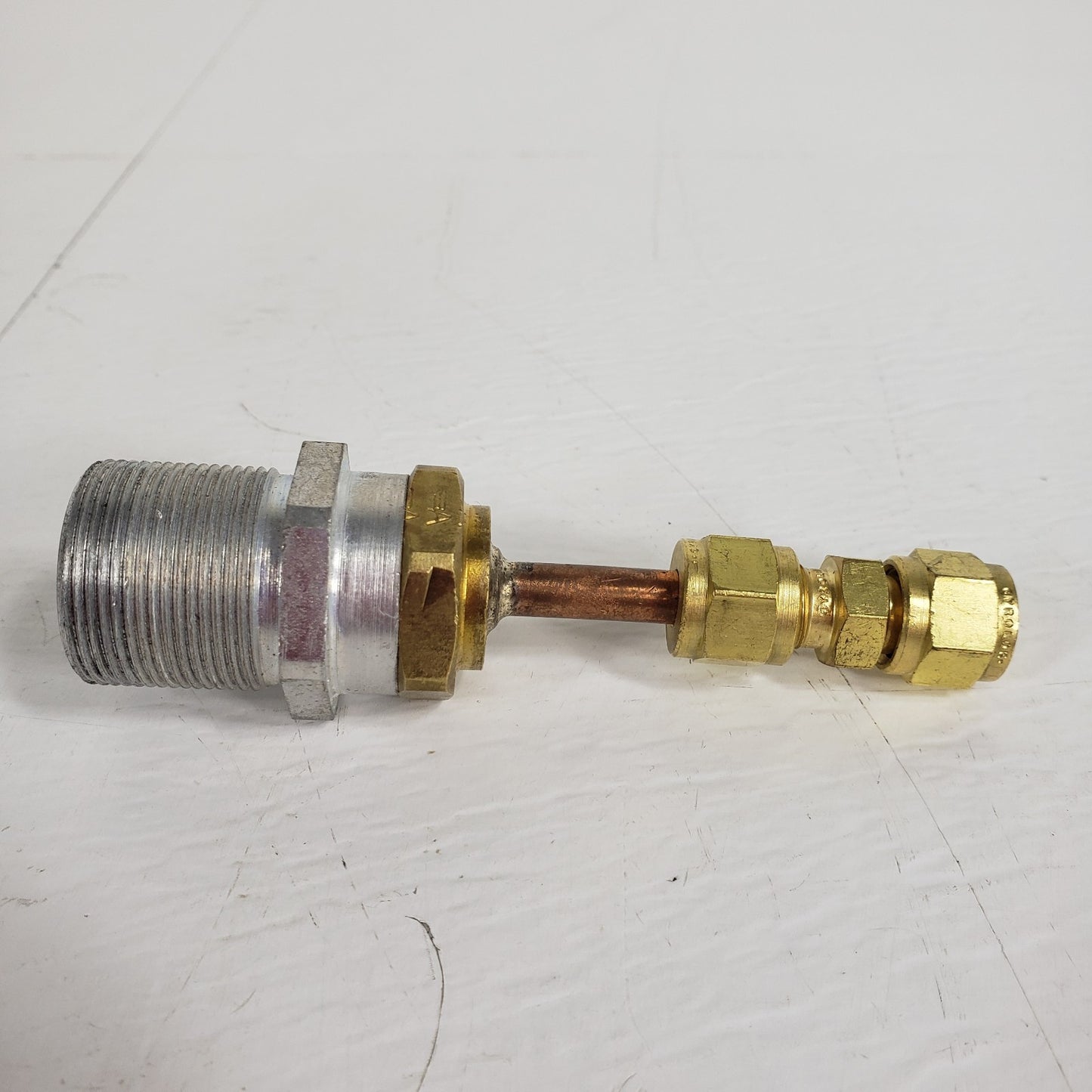 Danfoss Hansen 5400-S2-8 1/2in Refrigerant Coupler Male to 1/4in Swagelok