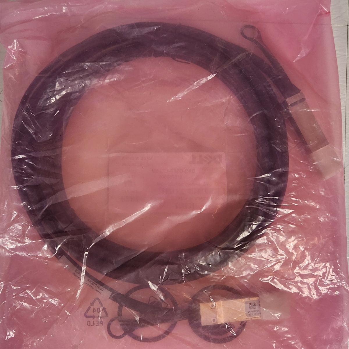 Dell J90VN DAC-QSFP-40G-5M 40GbE QSFP+ Passive Twinax DAC Cable 5m