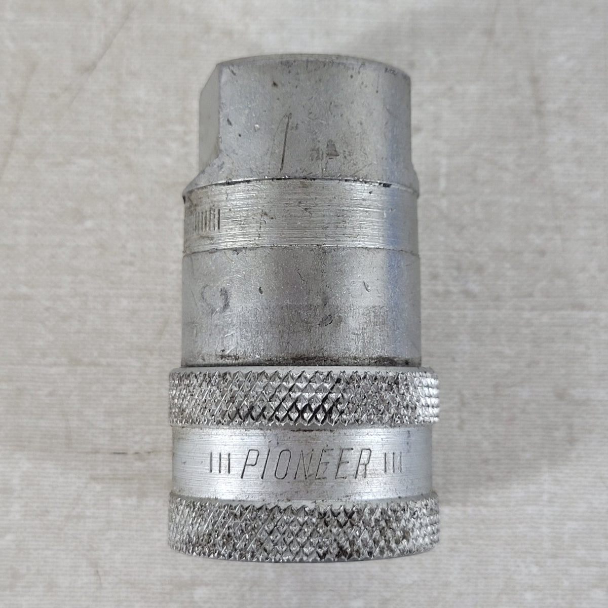 Parker Pioneer 4050-3 3/8" NPTF Female Hydraulic Quick Coupler 3000 PSI