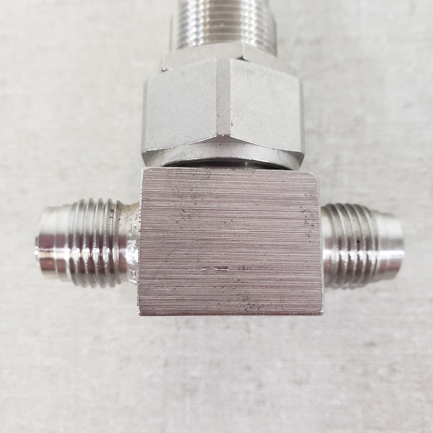 Swagelok NUPRO SS-4BMG-VCR Metering Bellows Valve 1/4in Male VCR