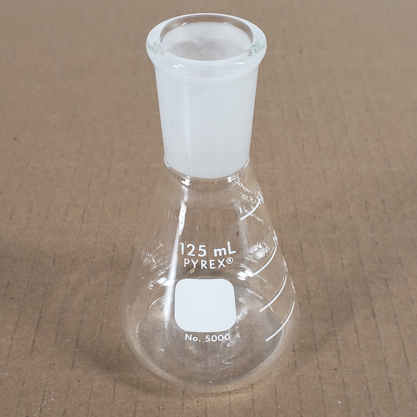 Lot of 7 Chemglass/Pyrex CG-1542-03/06/07 5000-250/125 CN-24/40 Erlenmeyer Flask