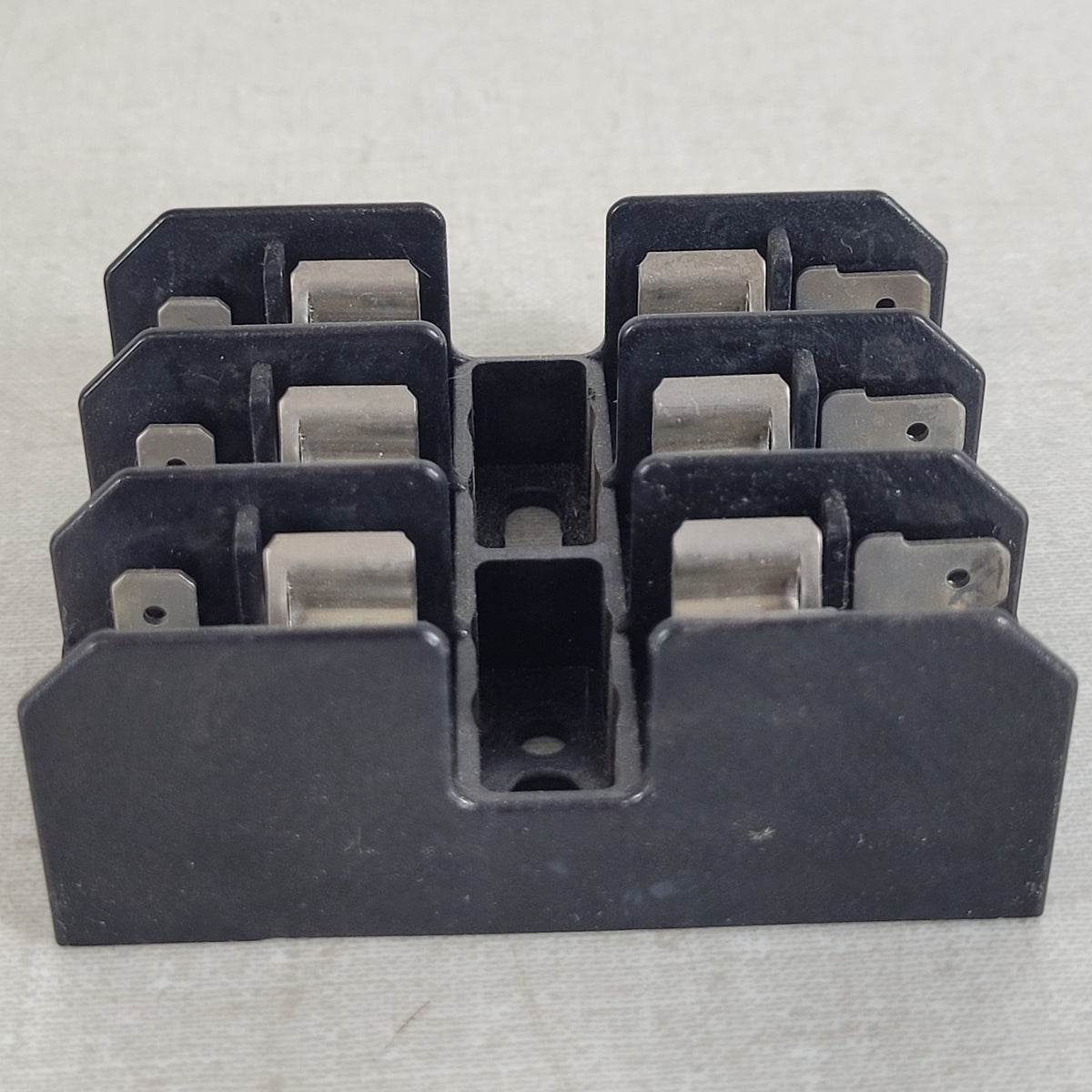 Bussmann BM6033PQ 3-Pole Fuse Block 30A 600V Midget Quick Connect Holder