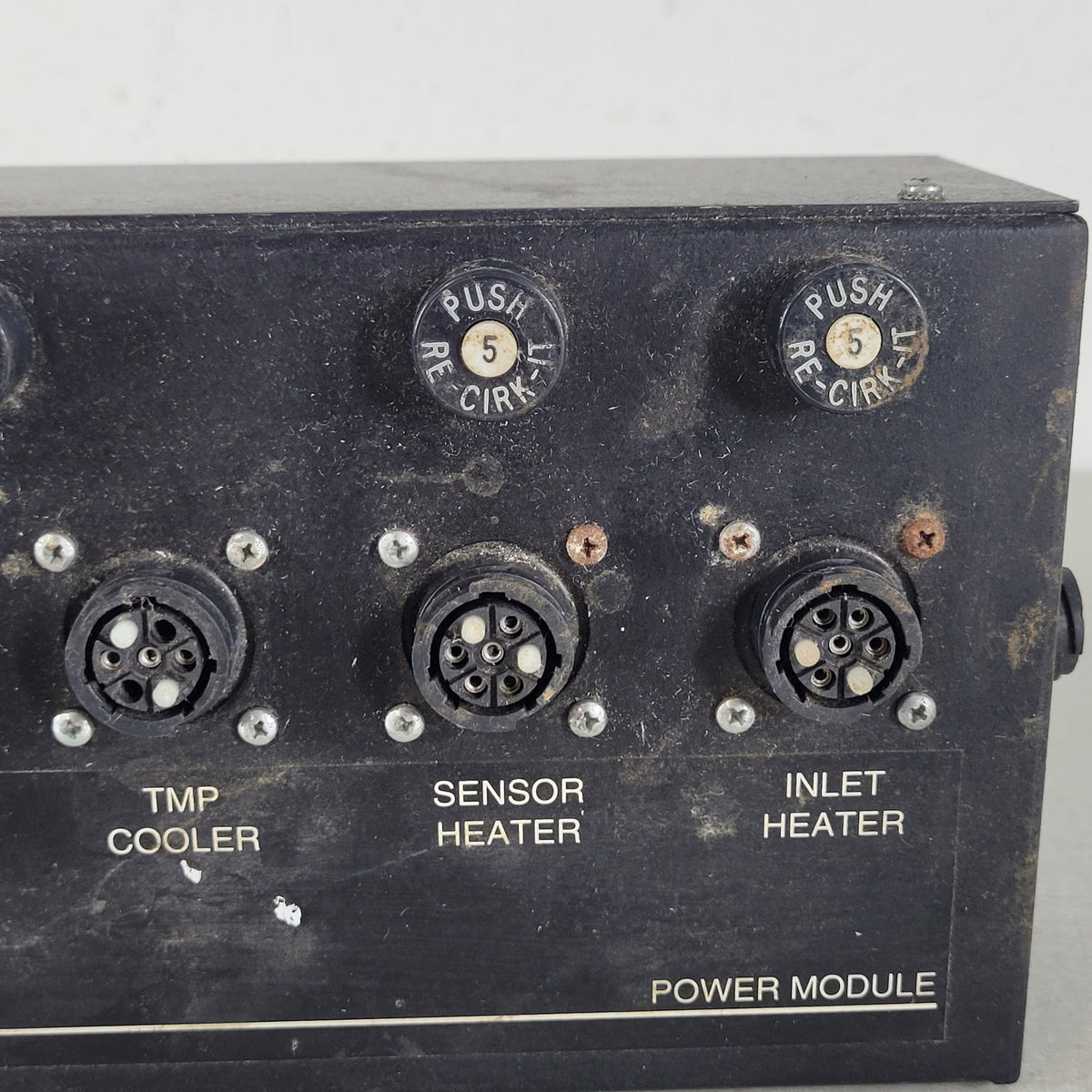 Leybold INFICON 908-141-G1 Vacuum Power Distribution Control Box 120V 15A