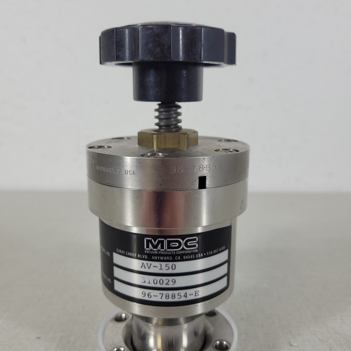 MDC AV-150 Manual 90° Angle Vacuum Valve 2.75" CF ConFlat DN40CF SS UHV