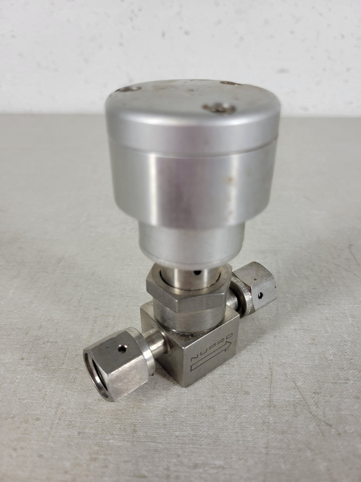 Swagelok NUPRO SS-4BK-1C-9AGAA Stainless Steel Bellows Sealed Valve 1/4" Fitting