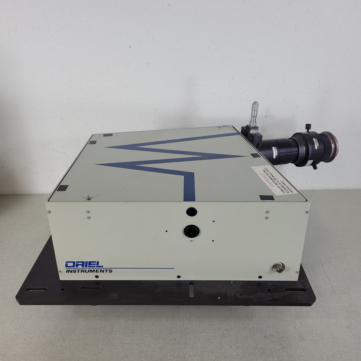 TESTED Thermo Oriel 74100 Cornerstone 260 1/4m Monochromator 77259 XYZ Lens