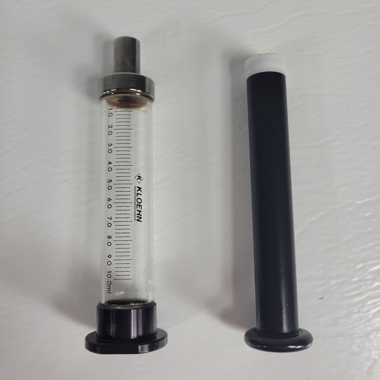 KLOEHN 10.0ml Glass Srng with Luer Lock Tip for Secure Connections