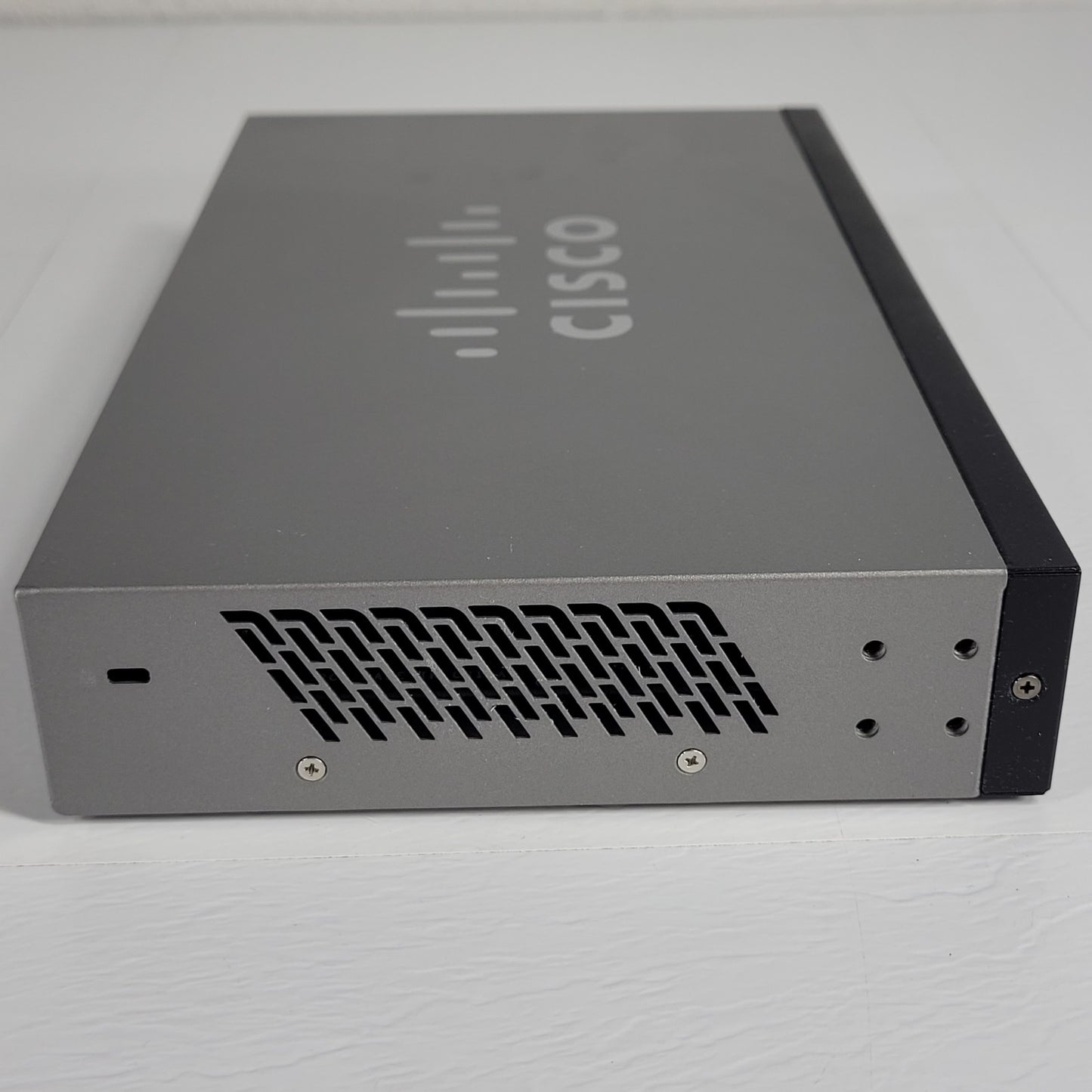Cisco SG300-10 SRW2008-K9 V02 10-Port Gigabit Managed Ethernet Switch Adapter