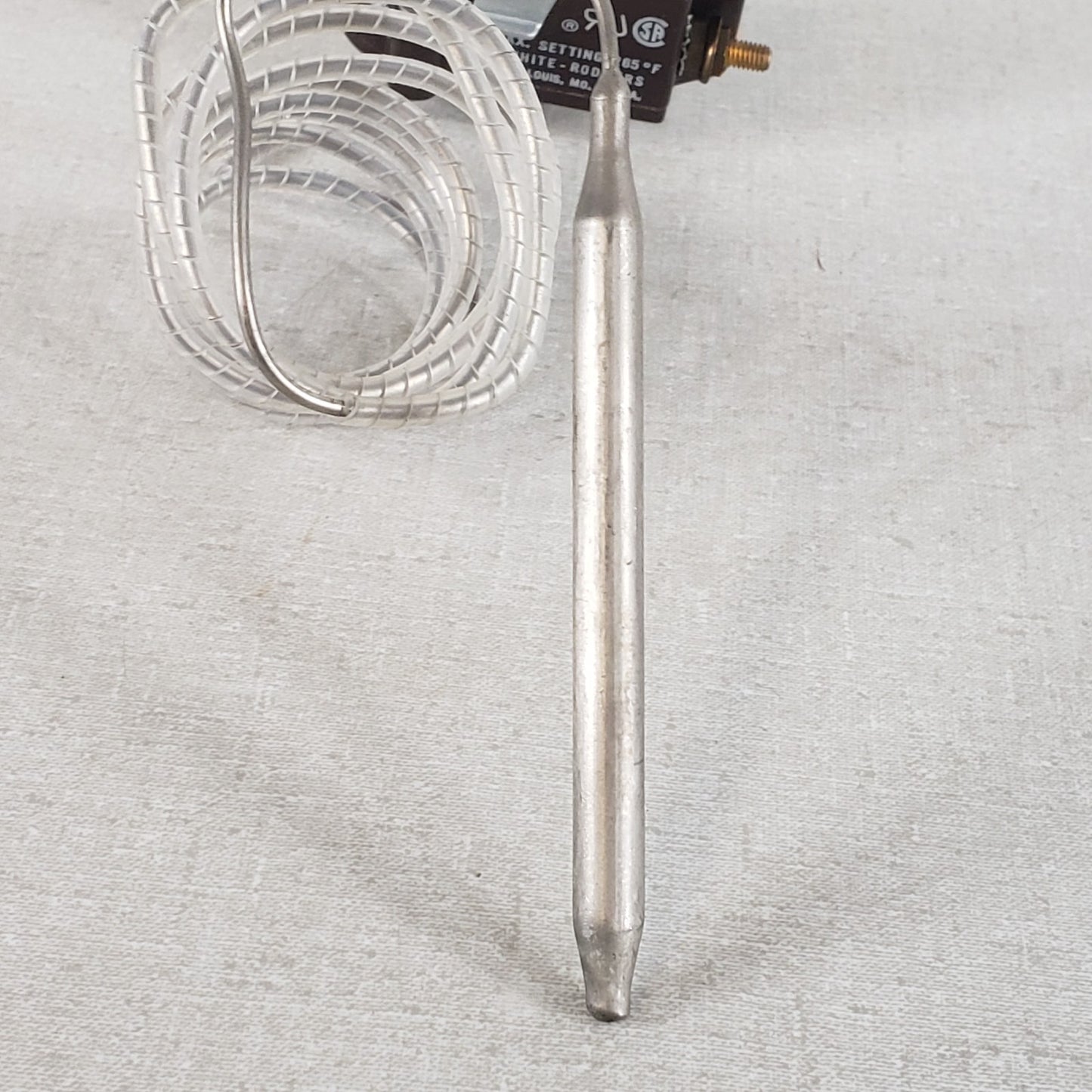 White Rodgers E12 Type 261-204 Thermostat Style C2 CAT  Max Temp 265°F