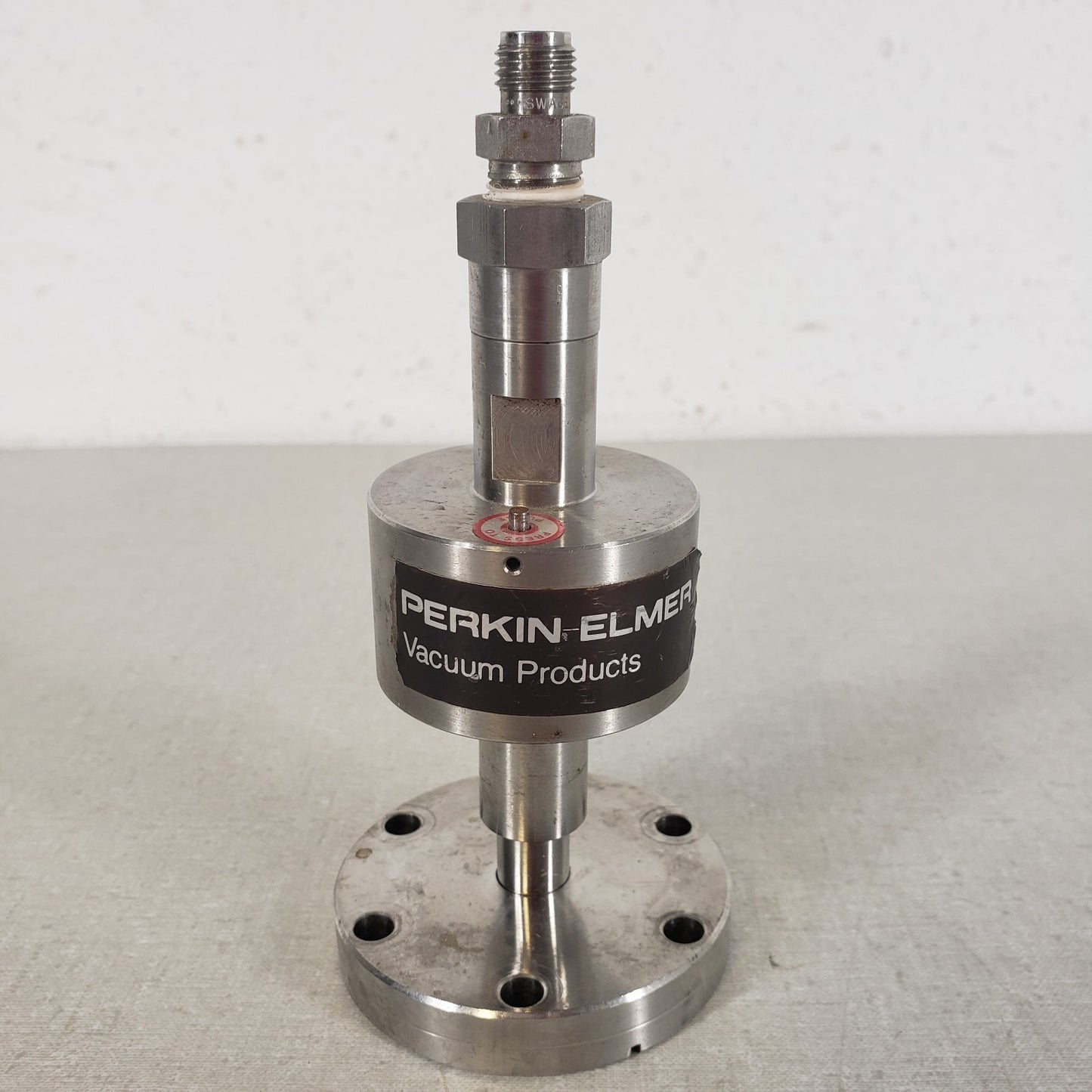 Perkin-Elmer PV10 Piezoelectric Gas Leak Valve DN35CF to 1/4" VCR High Vacuum