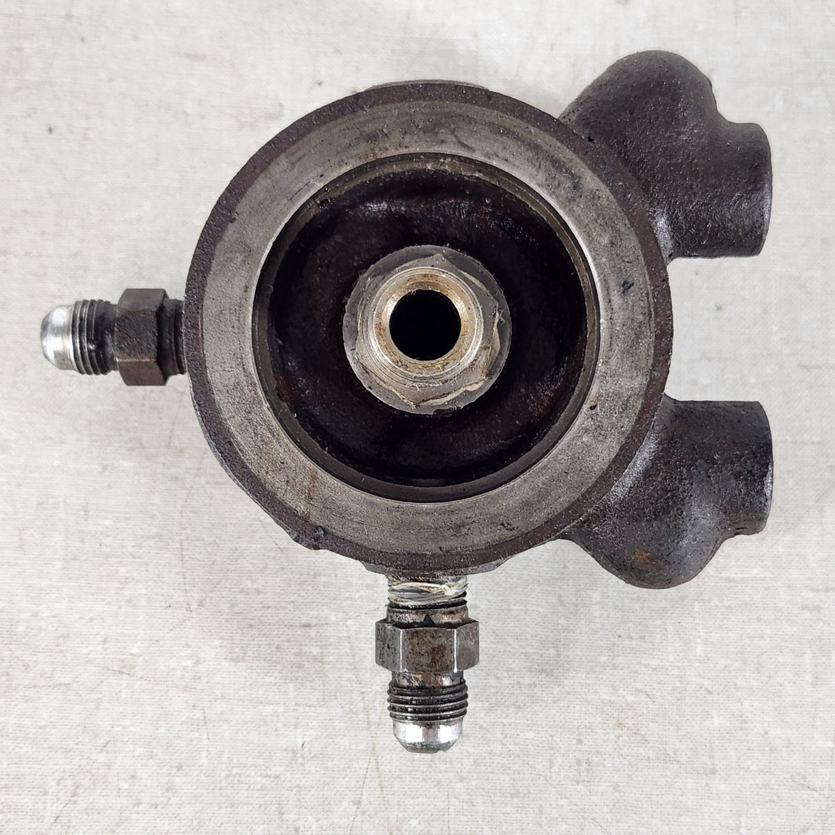 Bolens 1800 1900 Eliminator Hydraulic Oil Filter Manifold 1734345 Untested