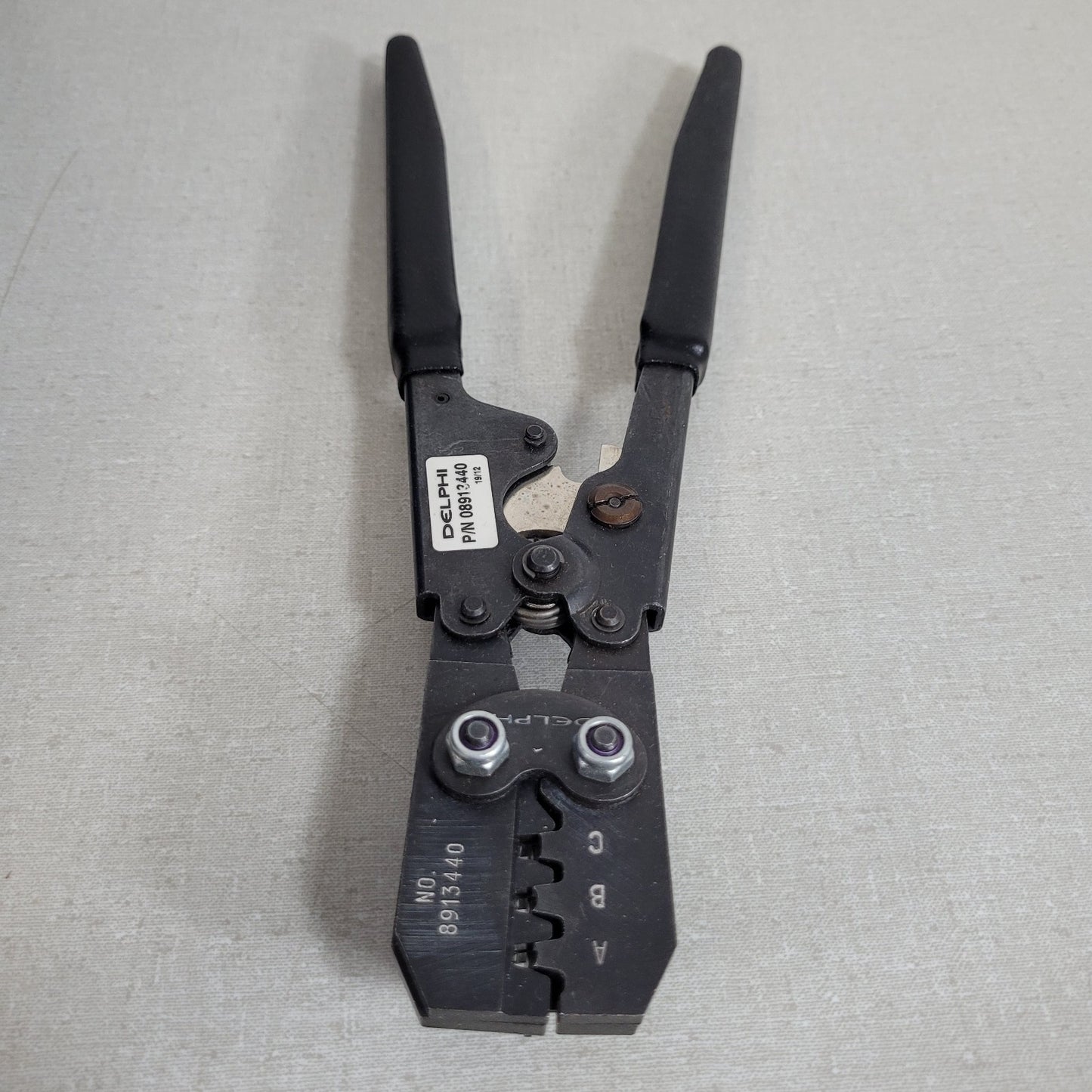 Delphi 08913440 Ratcheting Electrical Terminal Crimp Tool Hand Crimper A B Die