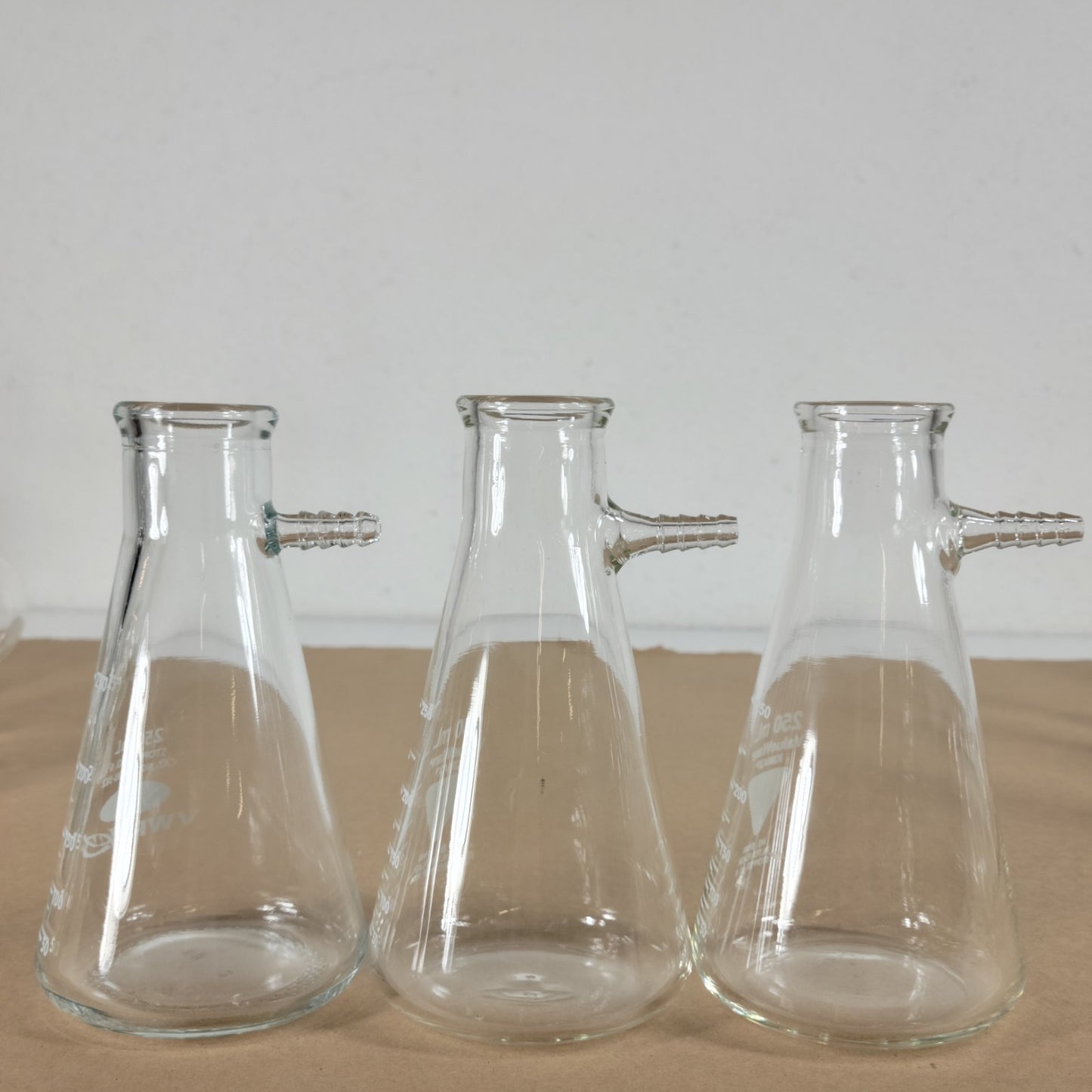 Lot of 3 Filter Flasks 2 Valueware 57060-250 & 1 VWR 89000-382 250mL #6 Stopper