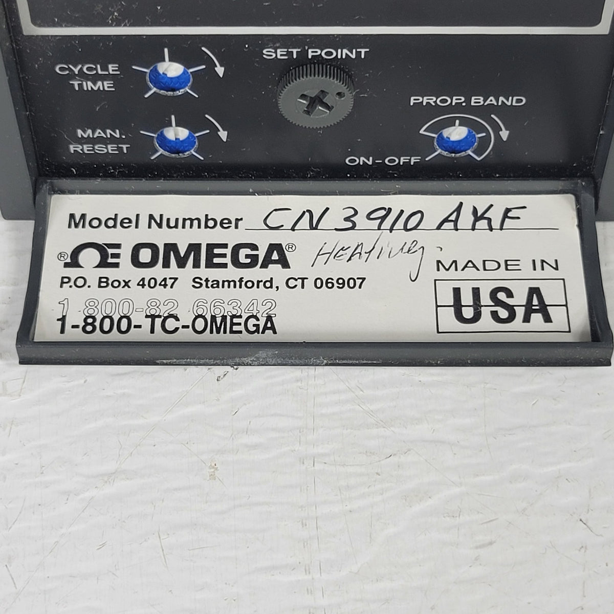 Omega CN3910AKF Type K Digital Temperature Controller Dual 20A Relays 120/230V