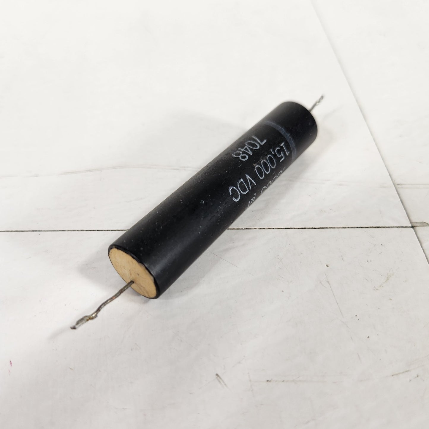 Aerovox B161Y42 500pF 15kV High Voltage Polyester Film Axial Capacitor