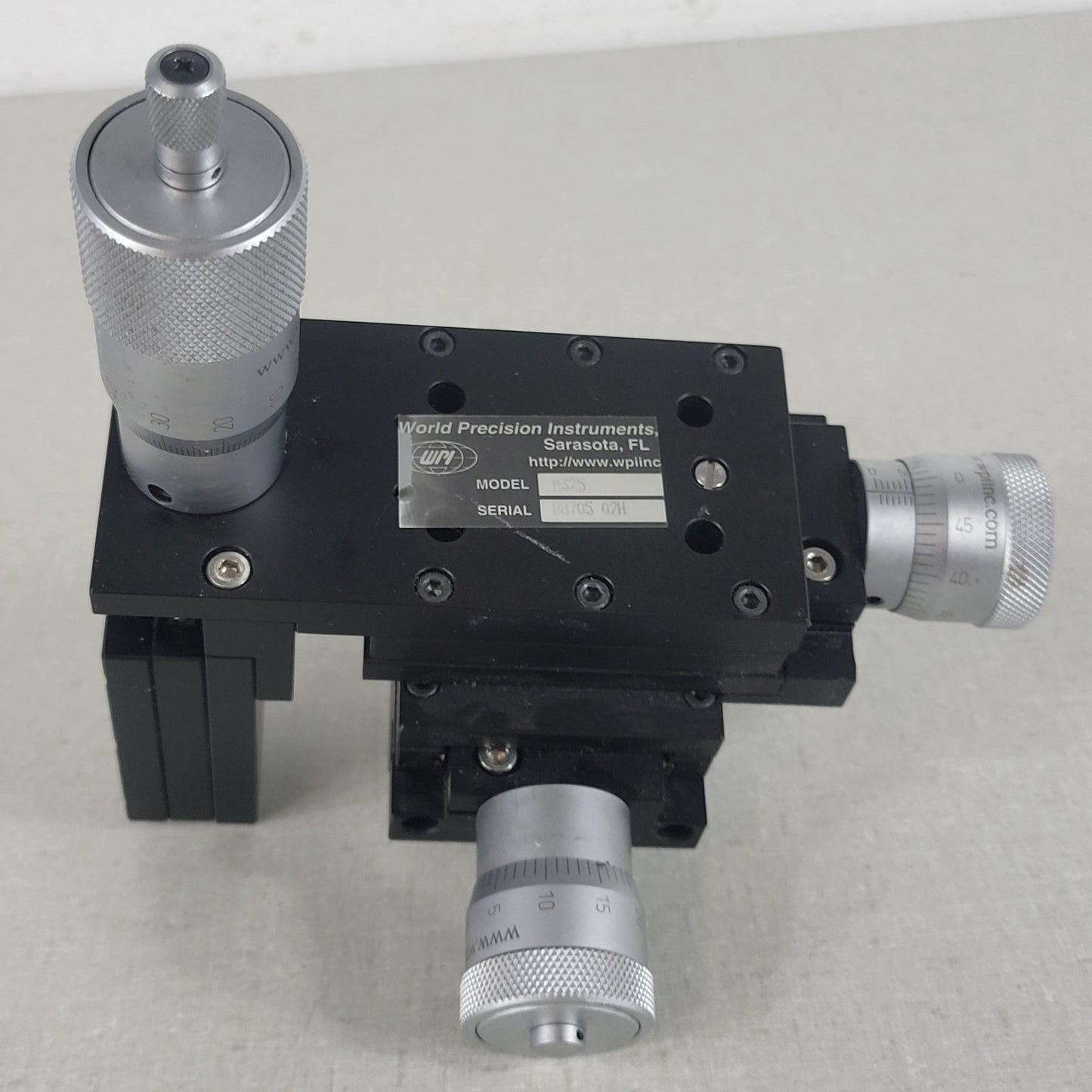 WPI M325 3-Axis Manual Micrometer Micromanipulator Microinjection Lab