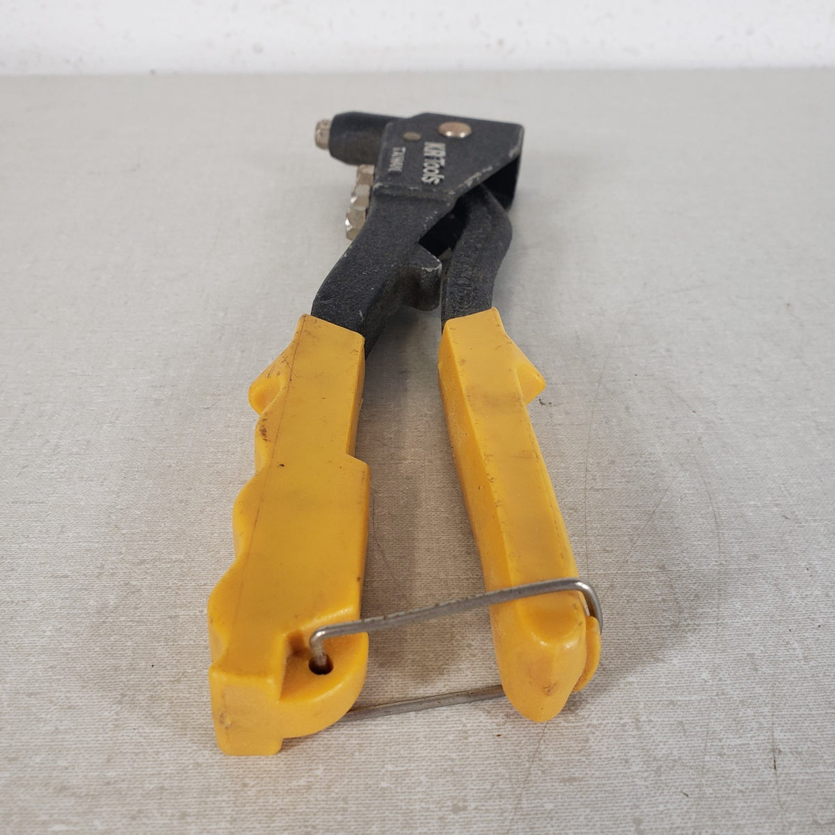 KR Tools Hand Blind Pop Riveter Rivet Gun w/ 4 Interchangeable Nosepieces