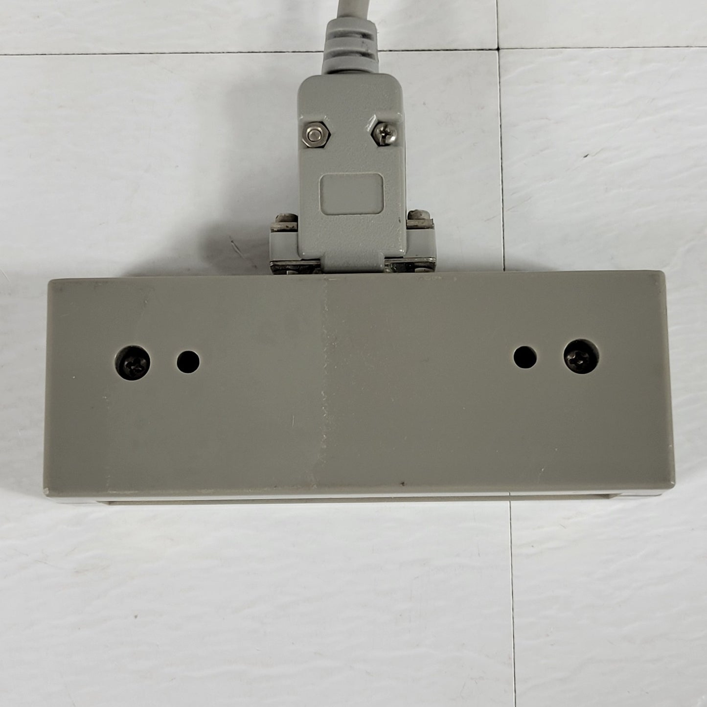 WATERS I/O Distribution Box for Laboratory Instruments 4 MMJ Ports 9-Pin DB-9