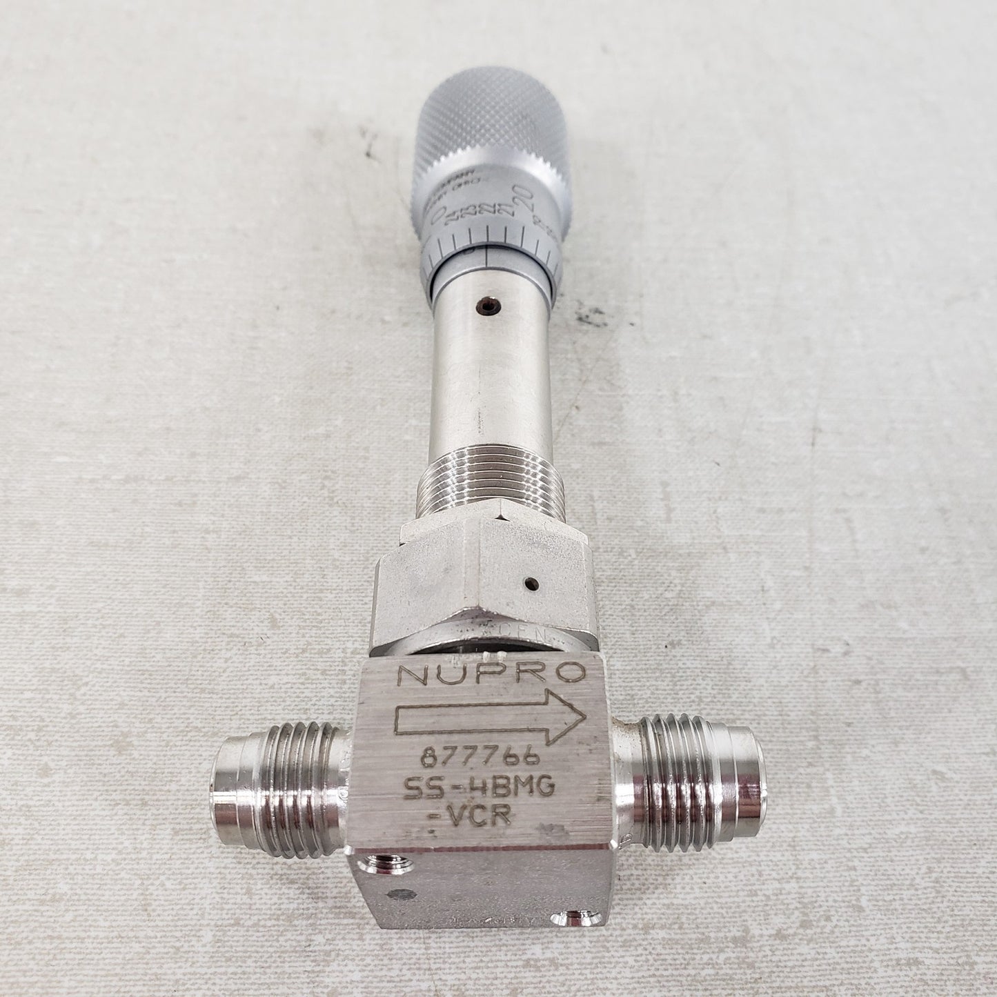 Swagelok NUPRO SS-4BMG-VCR Metering Bellows Valve 1/4in Male VCR