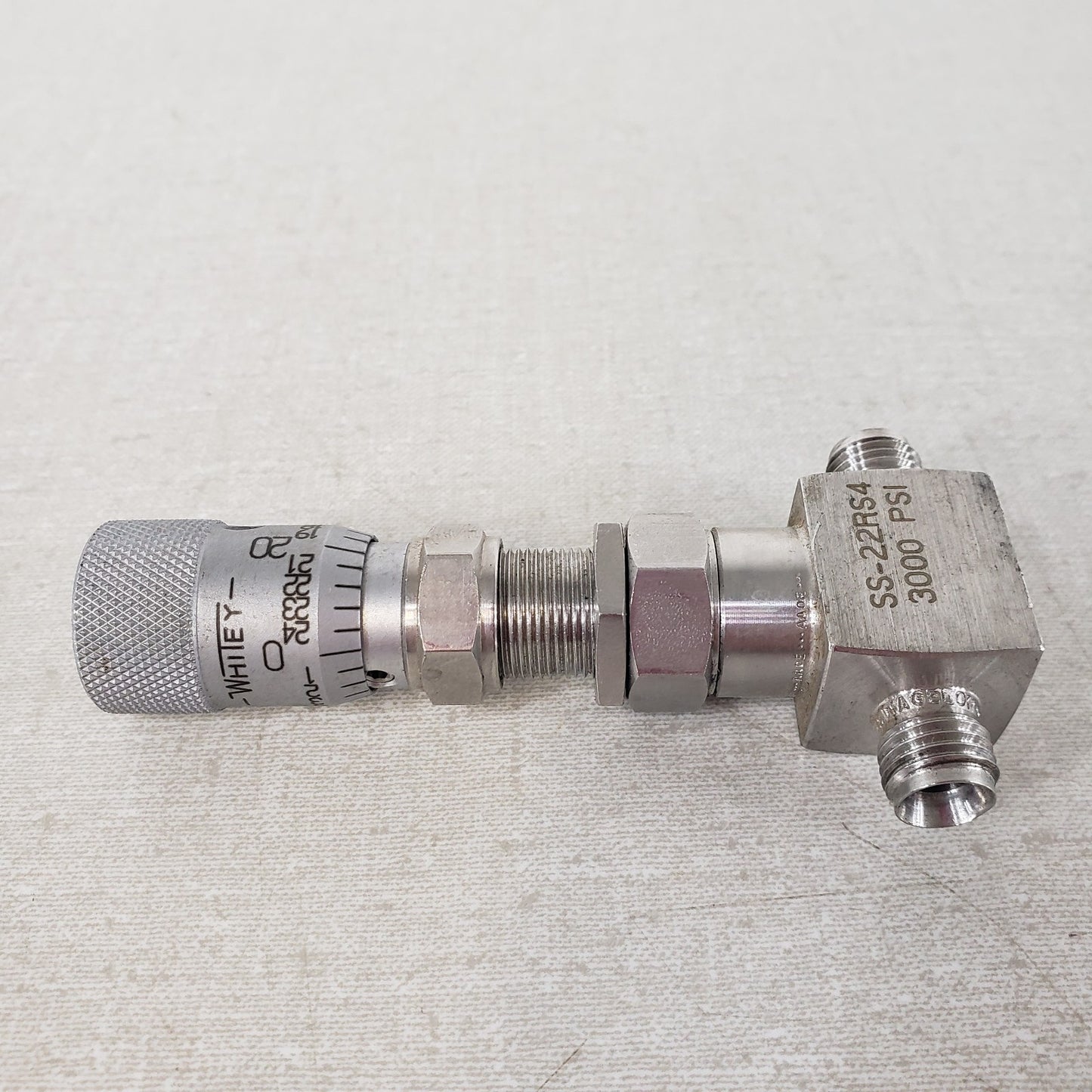 WHITEY SS-22RS4 1/4in High Precision Micro Metering Valve 3000 PSI Swagelok