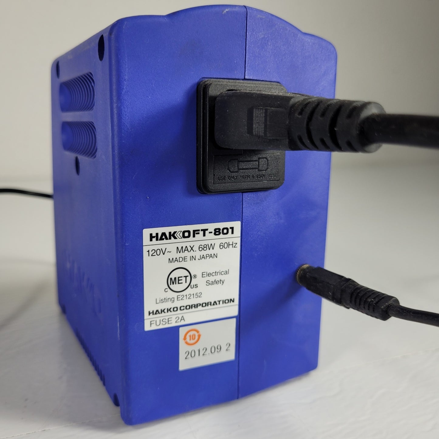 Hakko FT-801 Thermal Wire Stripper Station w/ Handpiece Cables ESD