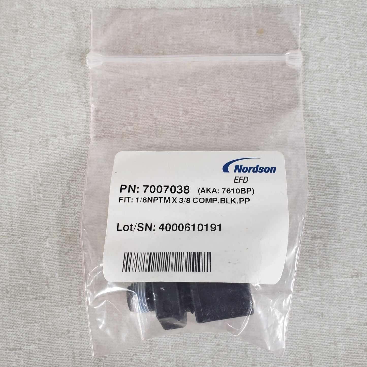 NORDSON EFD 7007038, 7021499 1/8NPTM x 3/8 Comp. PP, 1/8MPT - 1/4 Comp. ELB PP