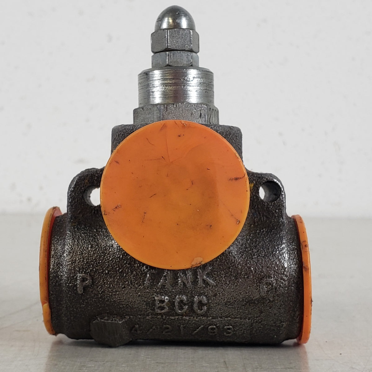 Untested Cross 4Z0002 RD-22B Hydraulic Relief Valve 1000 PSI 1/2" NPT USA