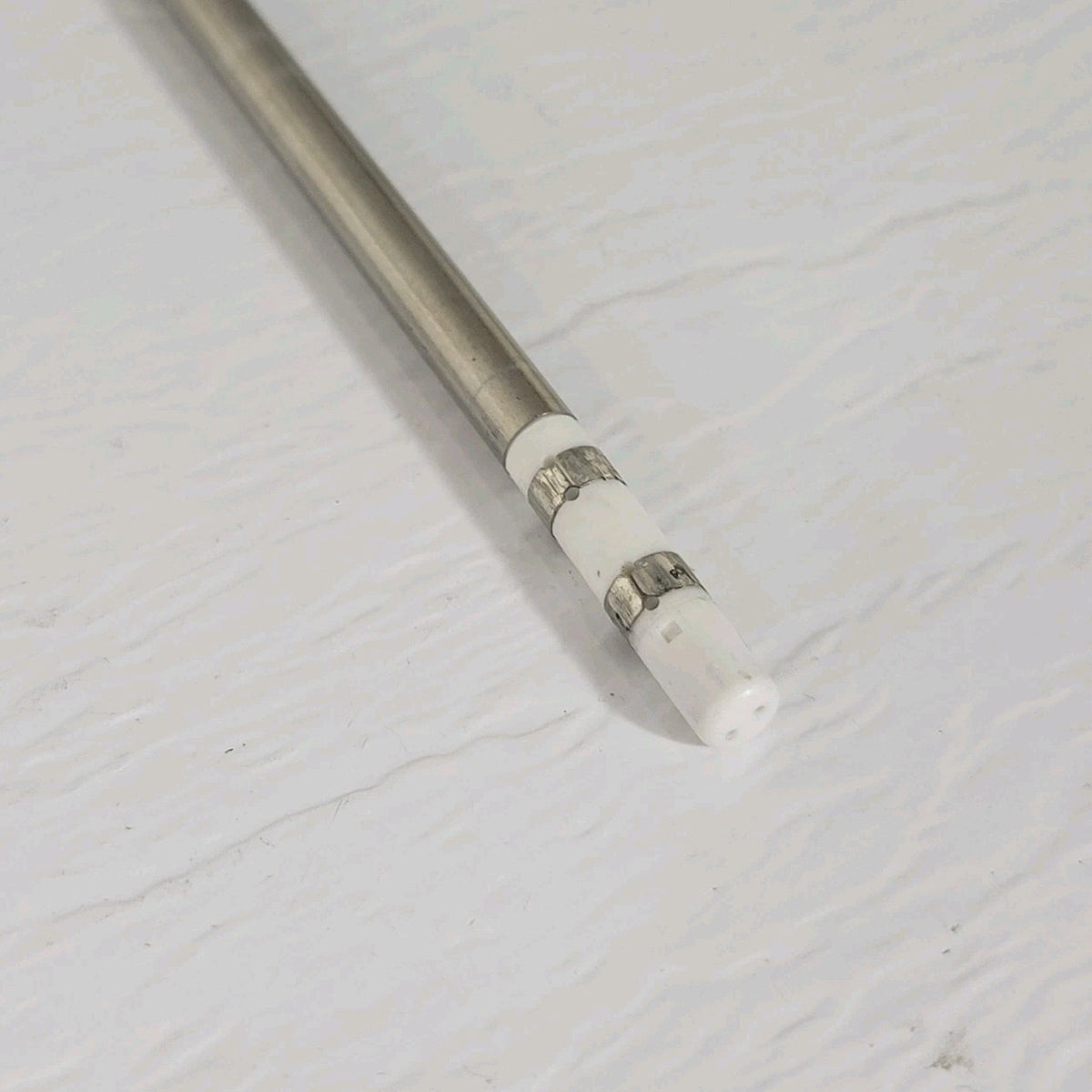 Lot of 2 Hakko T15-D24 2.4mm Chisel Soldering Tips FX-951 FM-203 FM-206