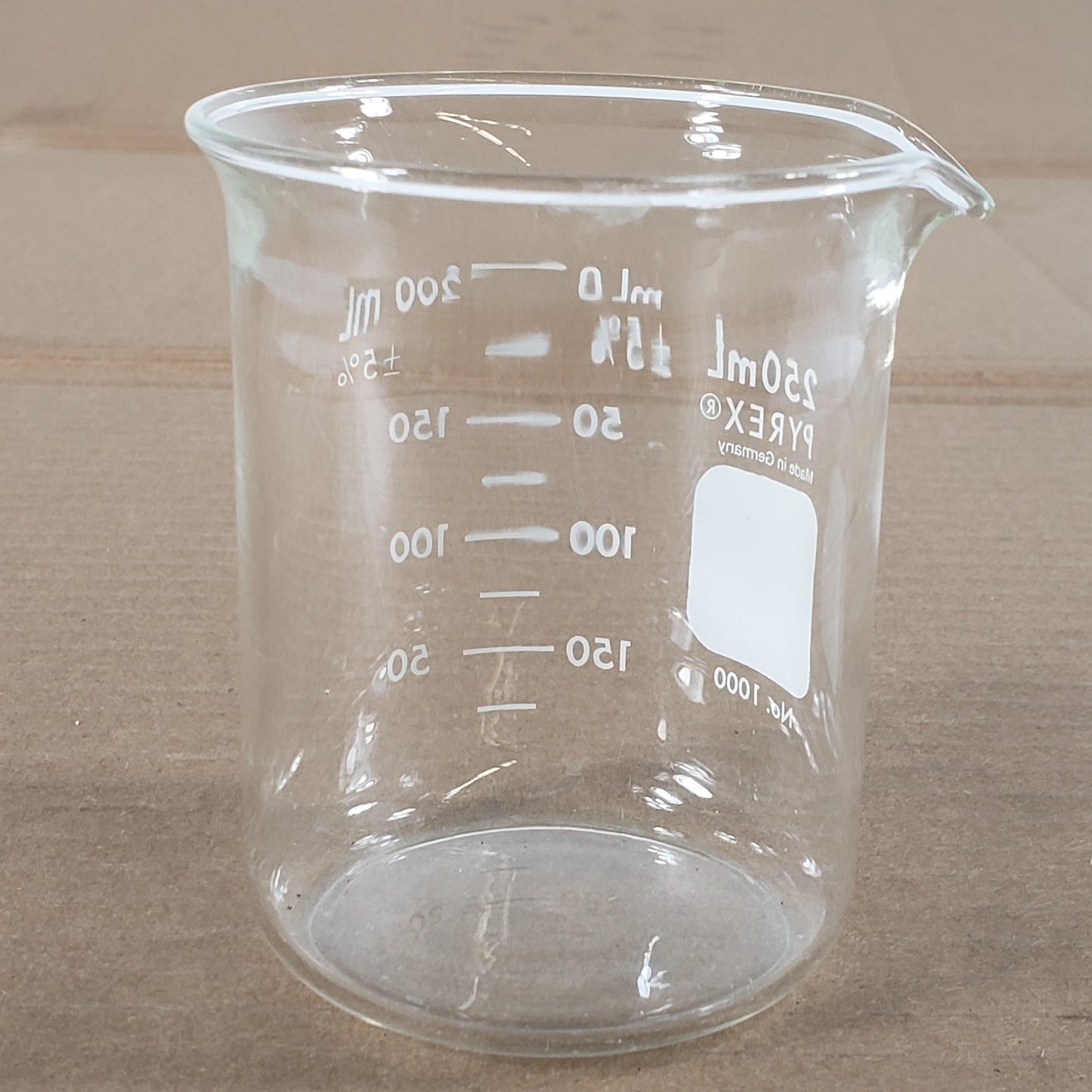 Lot Of 5 Pyrex/VWR/Kimble Kimax No. 1000-250/89000-204/14000R 250mL Beakers