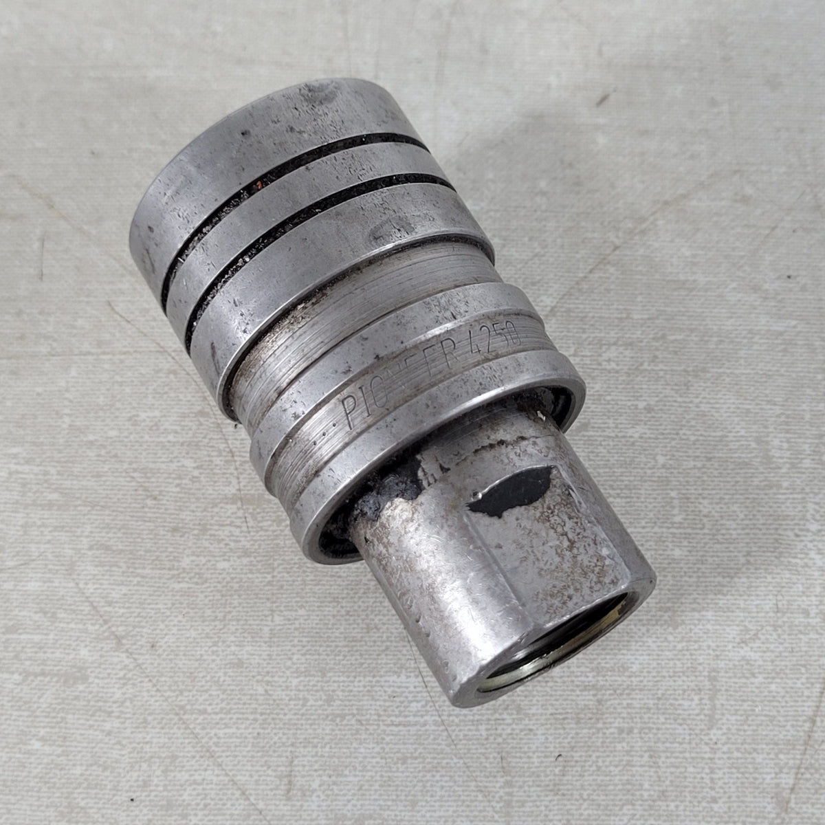 Parker Pioneer 4250-4 1/2" NPTF Female Hydraulic Quick Coupler ISO 5675