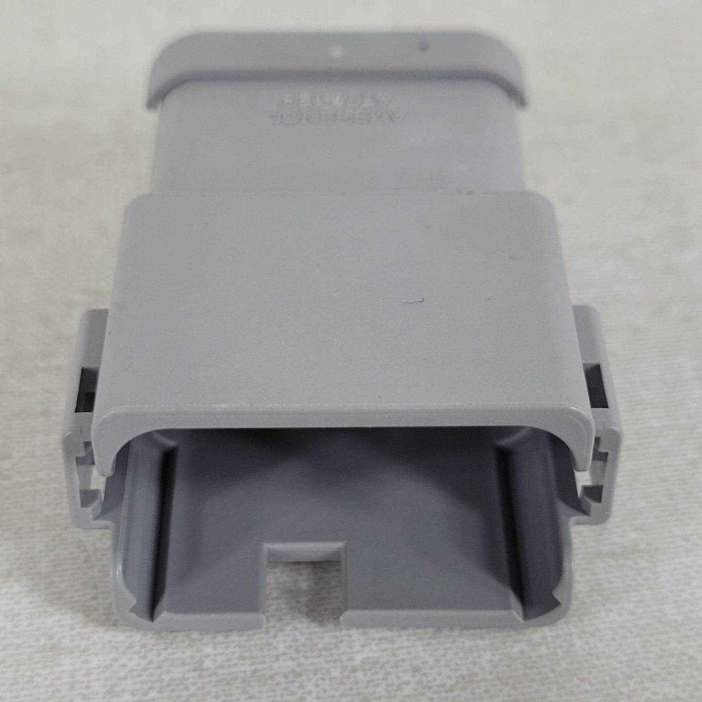 Lot of 4 Amphenol Sine AT04-12PA-P026 12-Way Bussed Receptacle DT04 Compatible