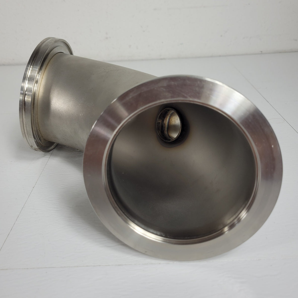 ISO-K100 to KF40 High Vacuum 90° Elbow Adapter Tee w/ 1/4" VCR Side Port