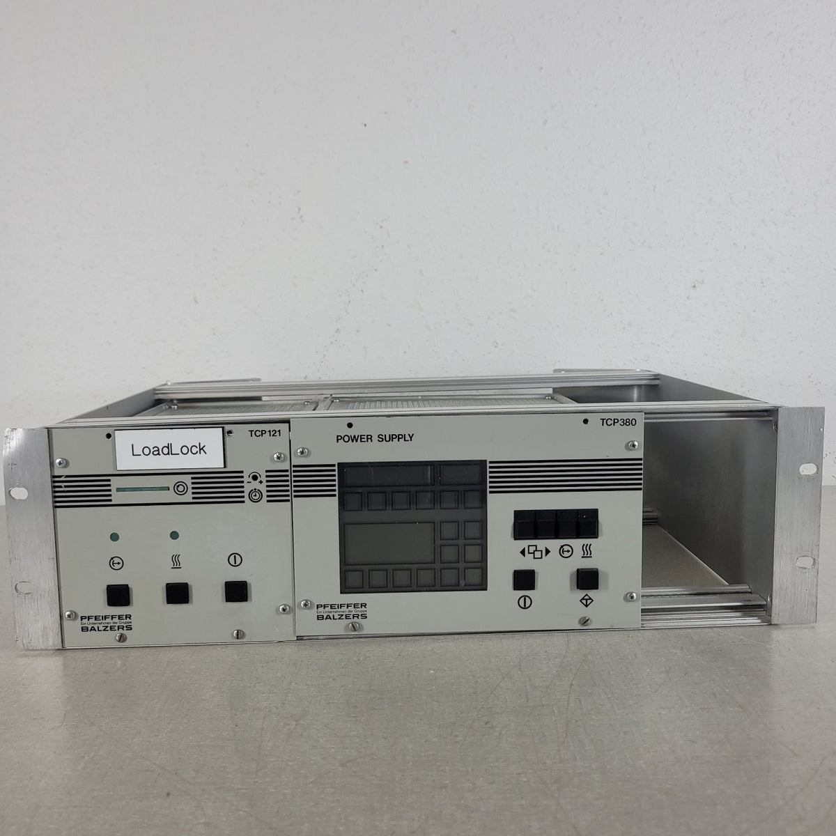 Pfeiffer Balzers TCP 380 TCP 121 Turbo Pump Controllers Dual Rack Power Supply