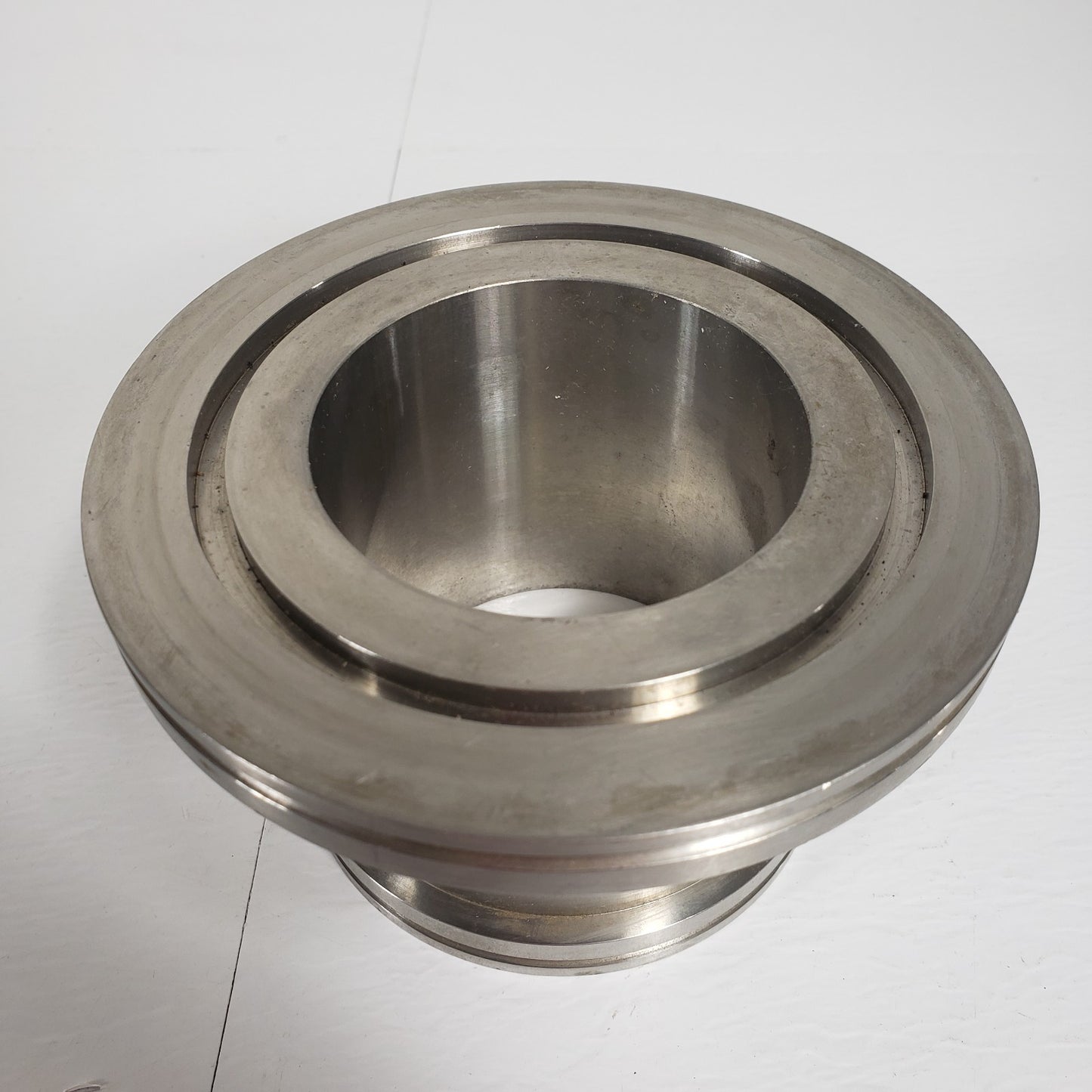 Adapter ISO-K 63 to ISO-K 100 Full Nipple Reducer w/ Side Port SS High Vacuum