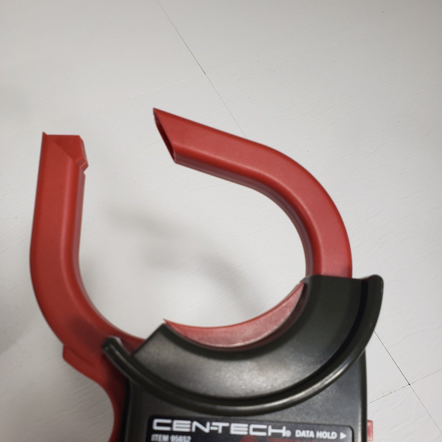 CEN-TECH 95652 Digital Clamp Meter With Original User Manual and Case