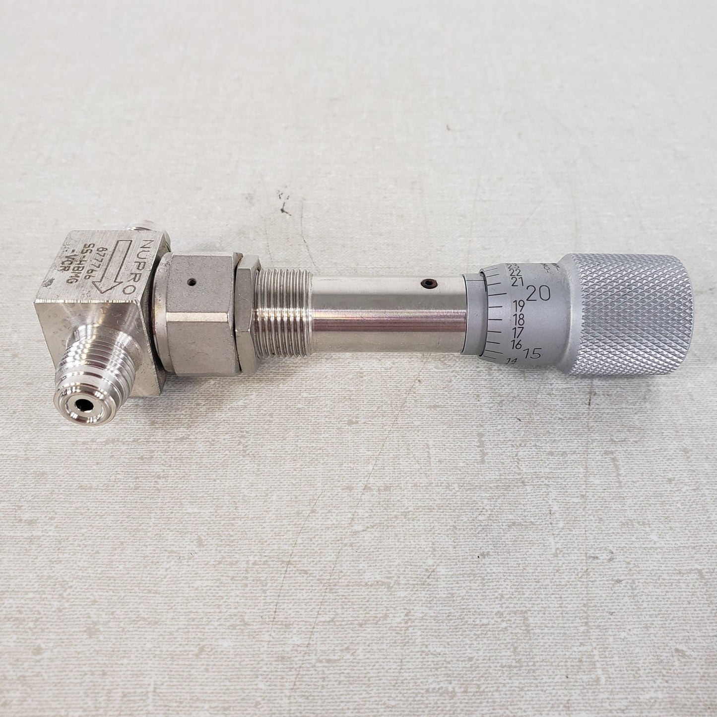 Swagelok NUPRO SS-4BMG-VCR Metering Bellows Valve 1/4in Male VCR