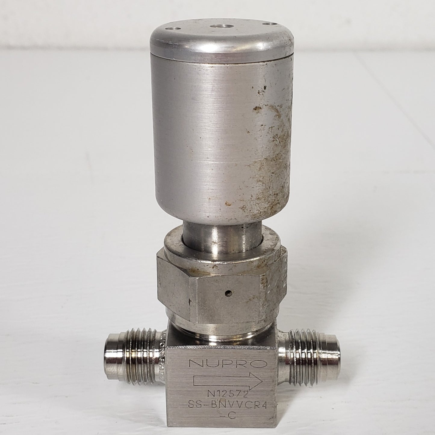 NUPRO SS-BNVVCR4-C Stainless Steel High Purity Pneumatic Bellows Valve 1/4" VCR
