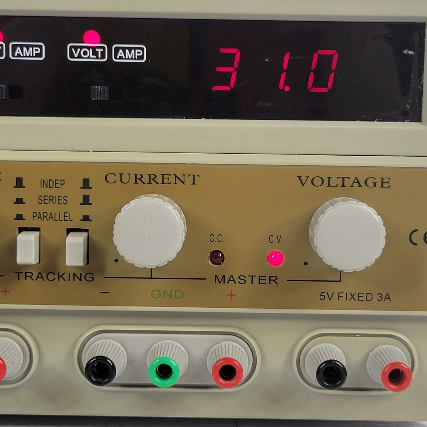 TESTED RSR HY3002-3 Triple Output Linear DC Power Supply 2x0-30V 2A 5V3A Grade B