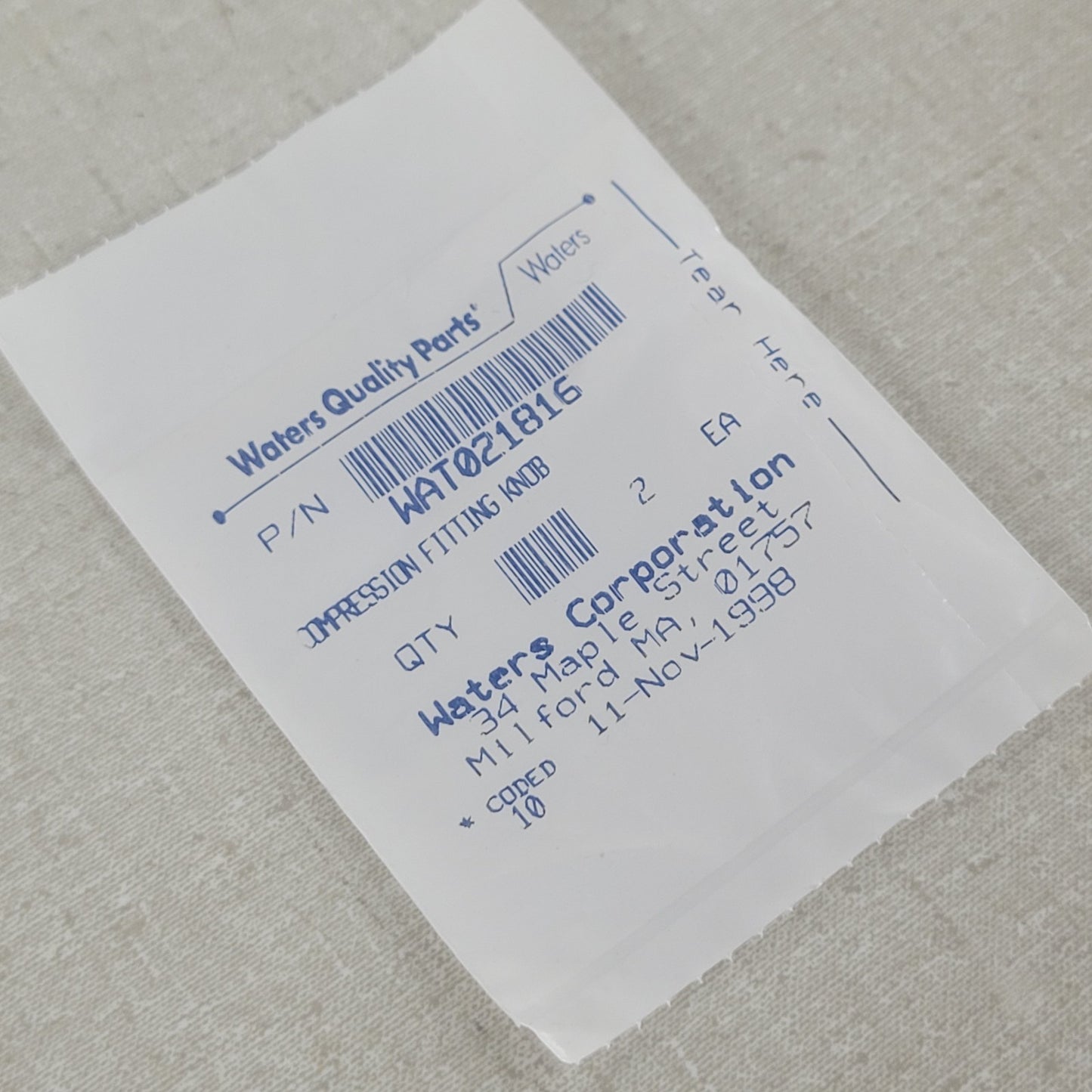 Waters WAT021816 Finger-Tight Poly Knob Compression Fitting 2-Pack HPLC