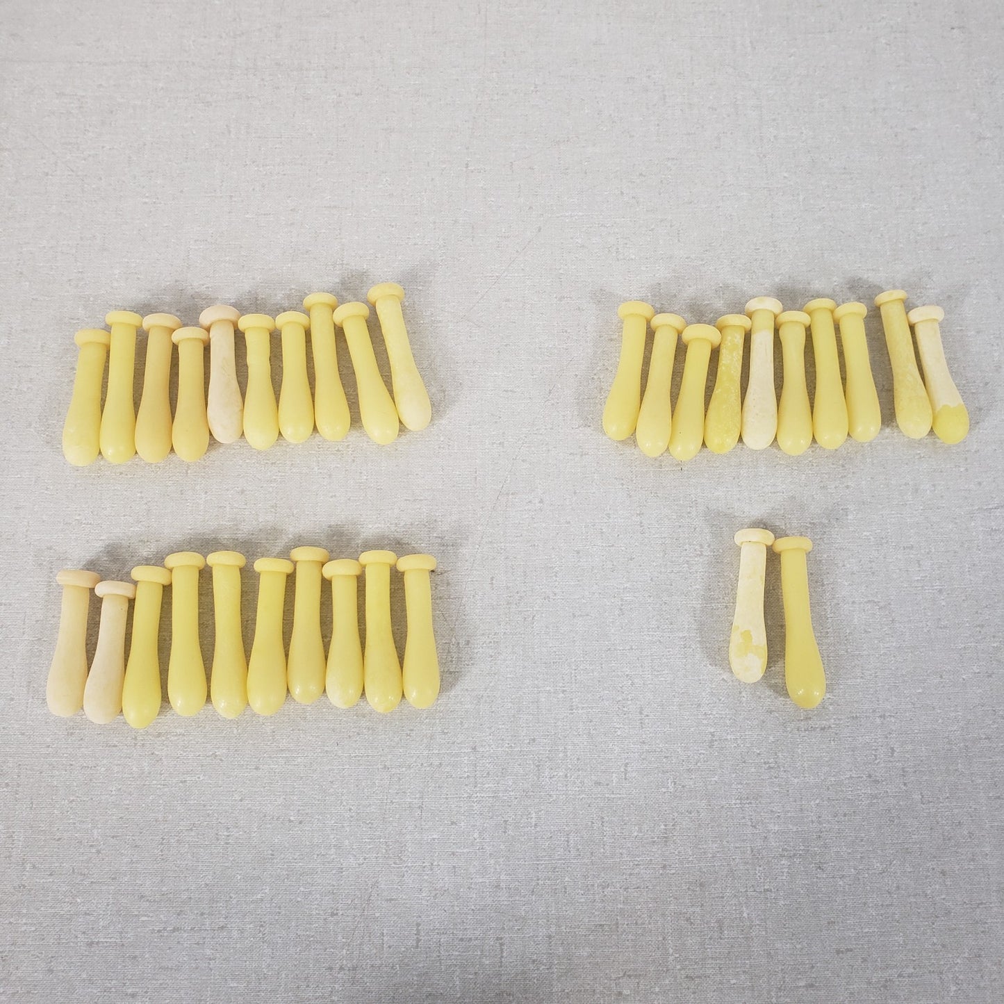 VWR Small Latex Pipette Bulbs 1mL & 2mL Mixed Lot of 94 Pasteur Dropper Bulbs