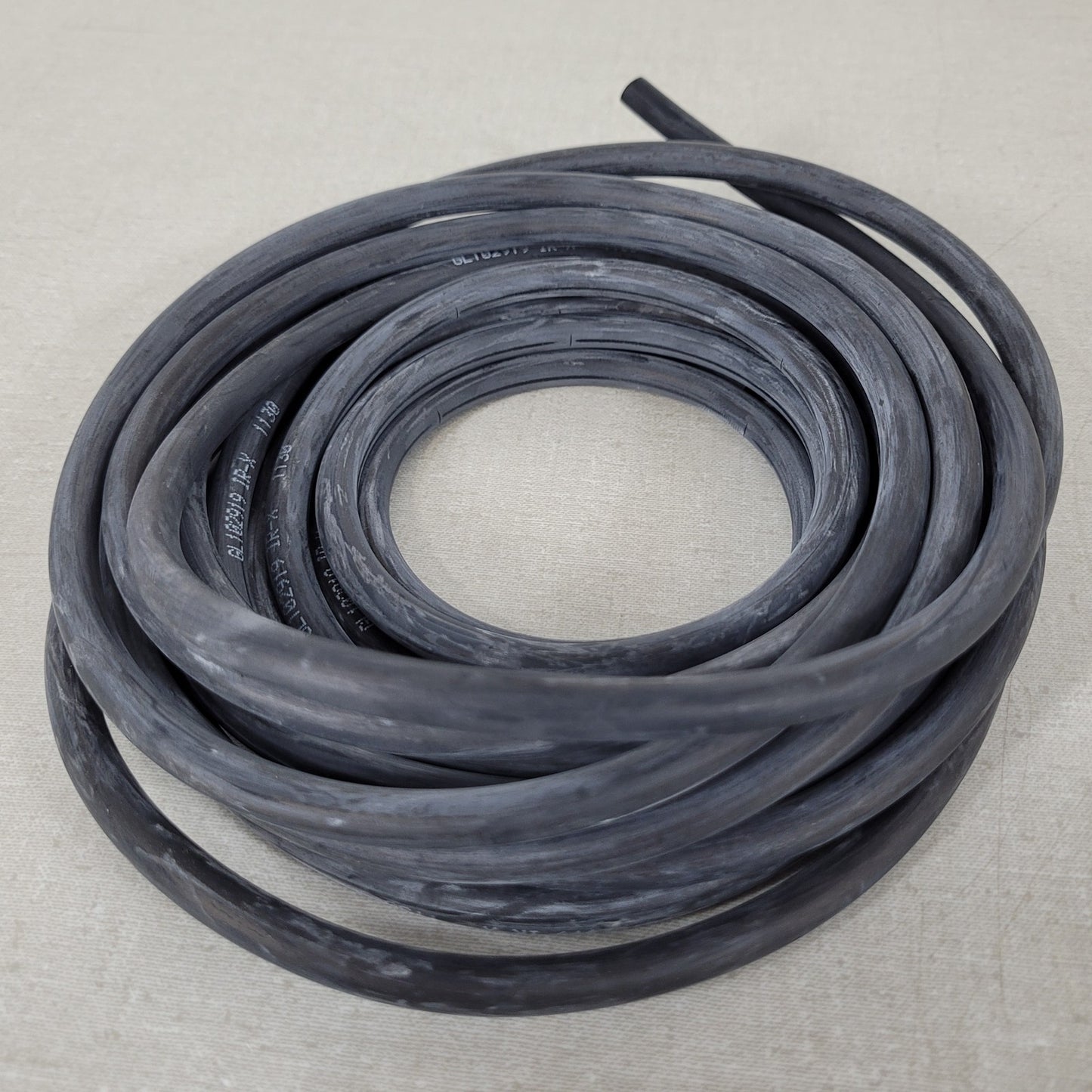 15 Foot Bobcat GL102919 IR-X 1130 Roll Black Rubber Hose Industrial Tubing