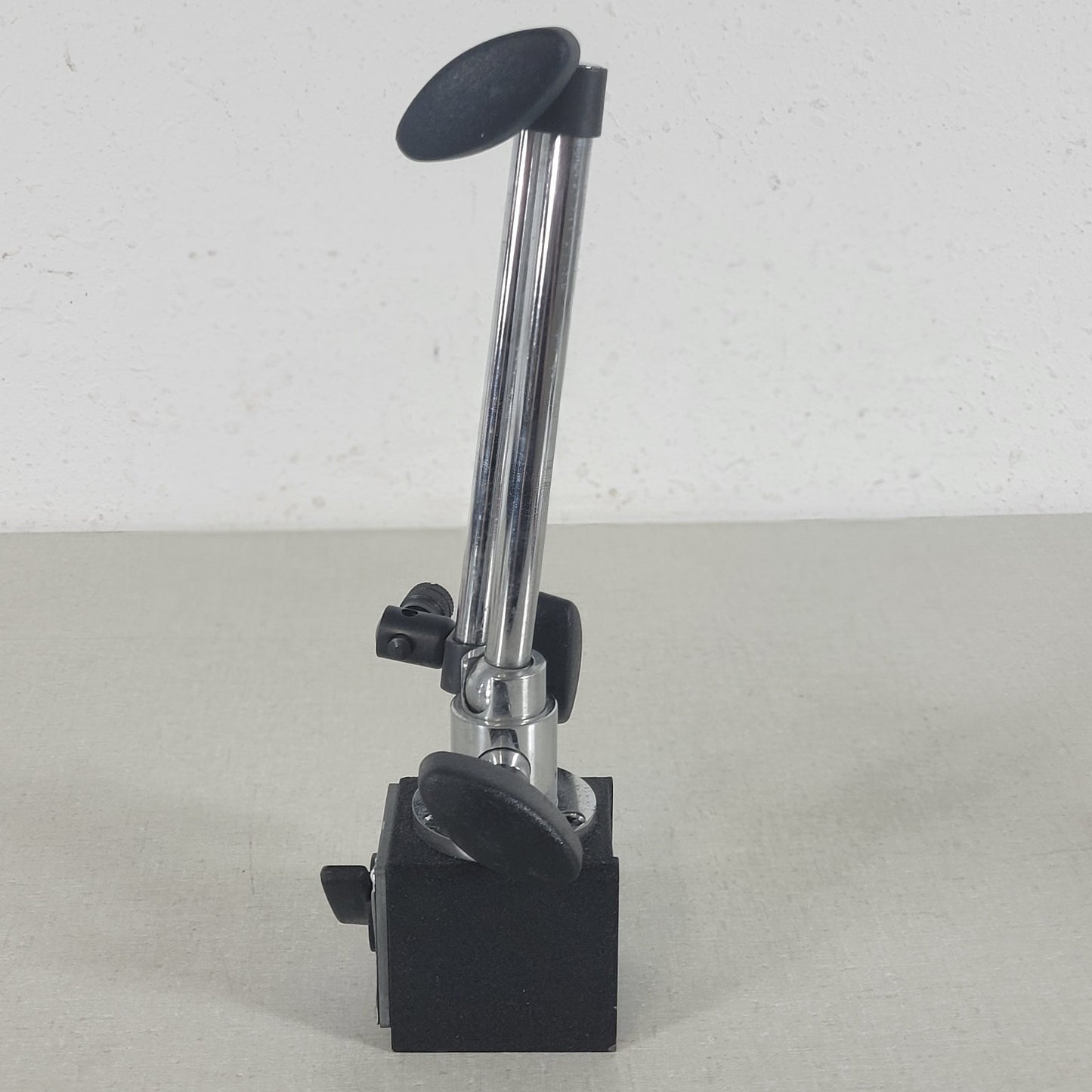World Precision Instruments WPI Dial Indicator Magnetic Base Stand Holder Tool