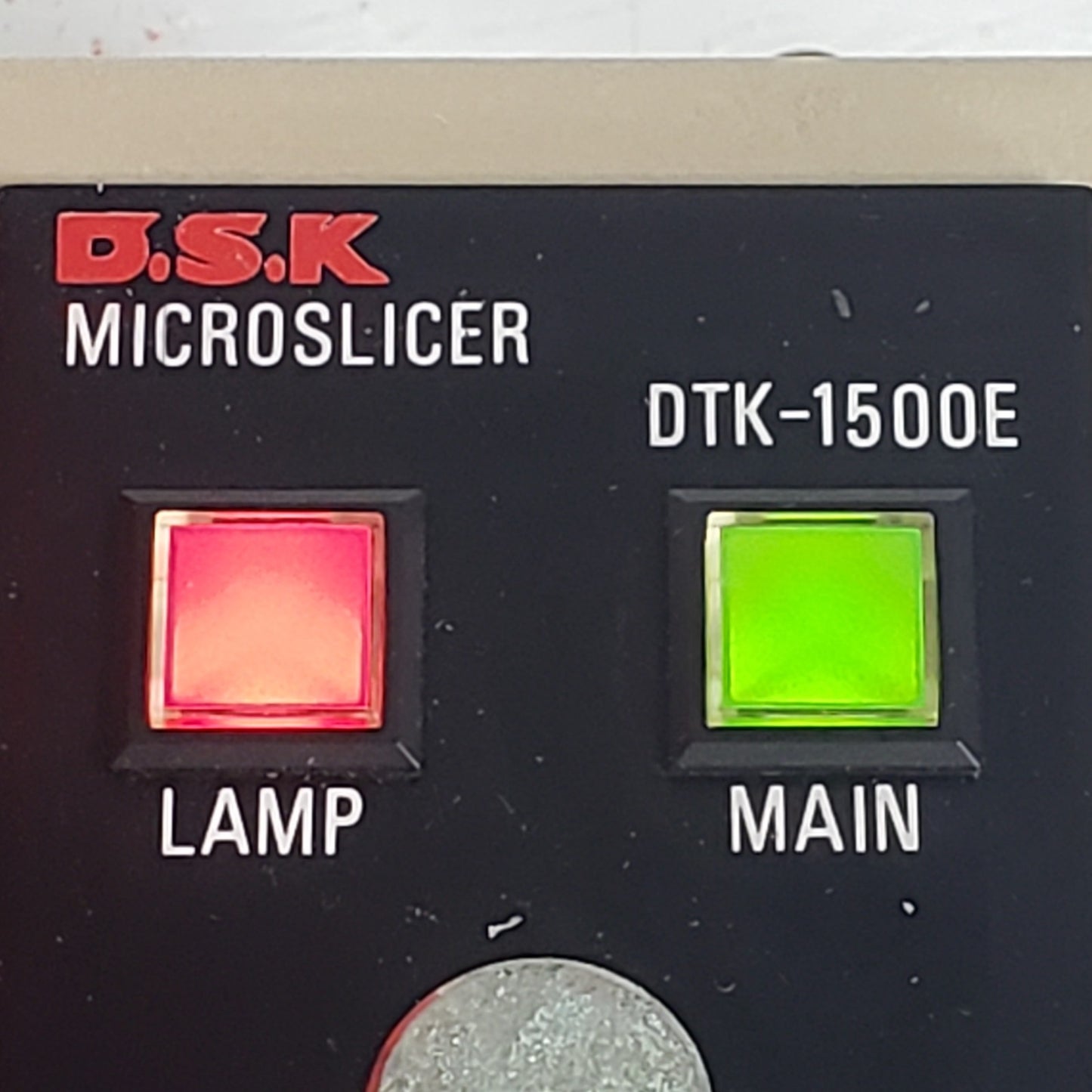 TESTED Dosaka DSK DTK-1500E Microslicer Vibrating Microtome w/ Lamp