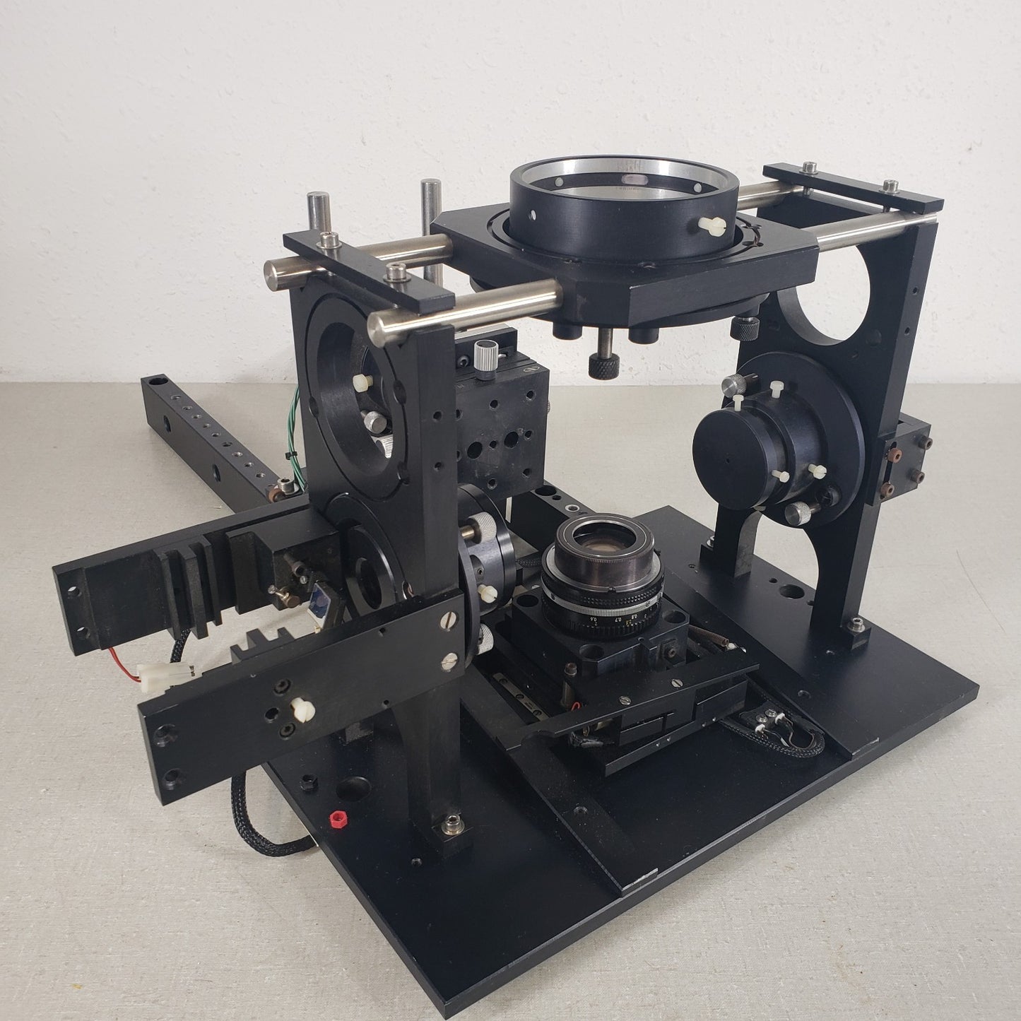 Custom 5 Way Optical Assembly Optical Adjustable Lens Mount Laboratory Equipment