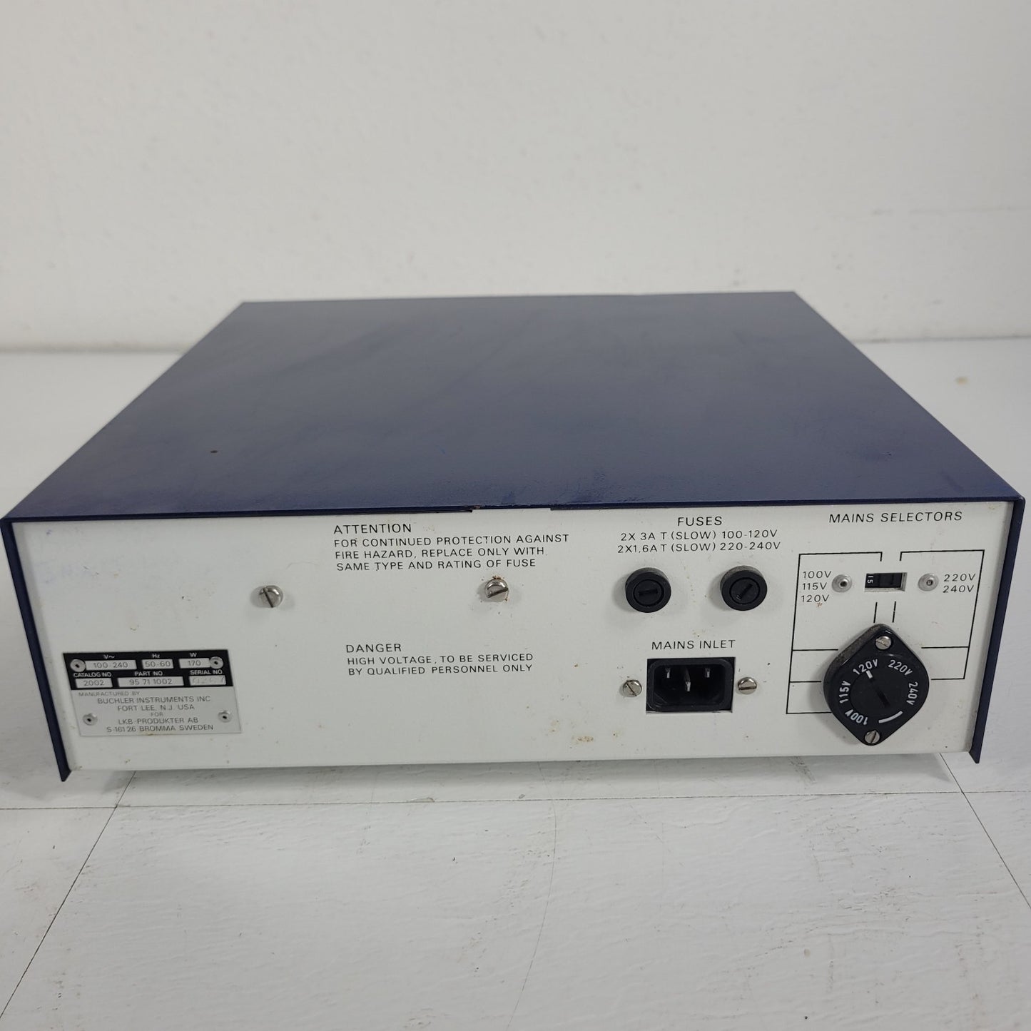 LKB Bromma 2002 95-71-1002 Variable DC Electrophoresis Power Supply TESTED