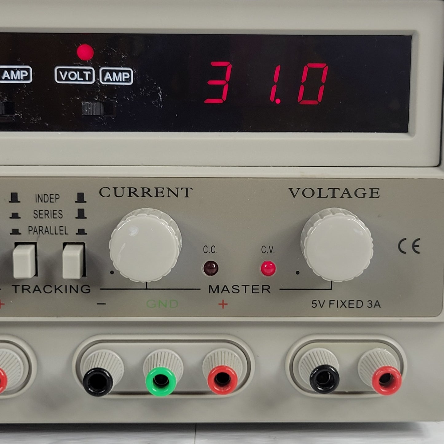 TESTED RSR HY3002-3 Triple Output Linear DC Power Supply 2x 0-30V 2A 5V3A GradeA